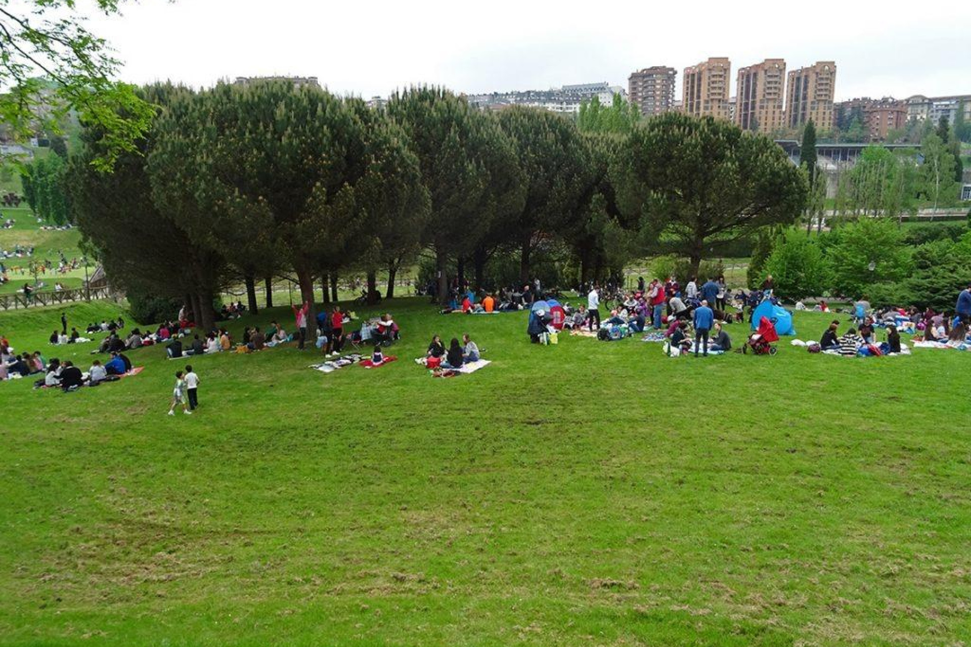 Herverkoop - Appartement  - Oviedo - Auditorio-Seminario-Parque de Invierno