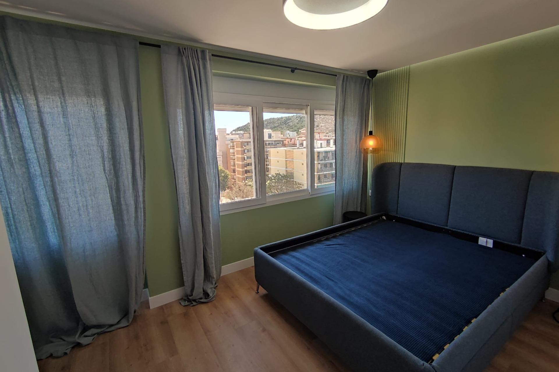 Herverkoop - Appartement  - SAN JUAN ALICANTE - Bulevar del Pla