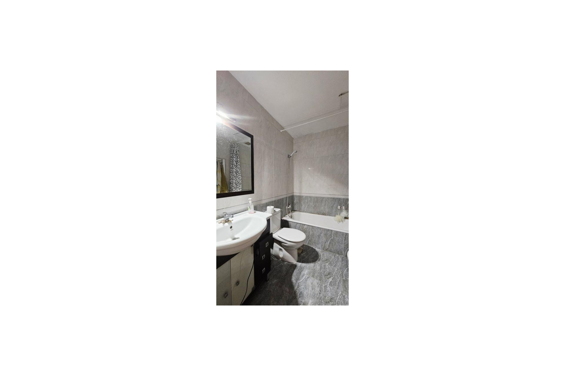 Herverkoop - Appartement  - Tibi