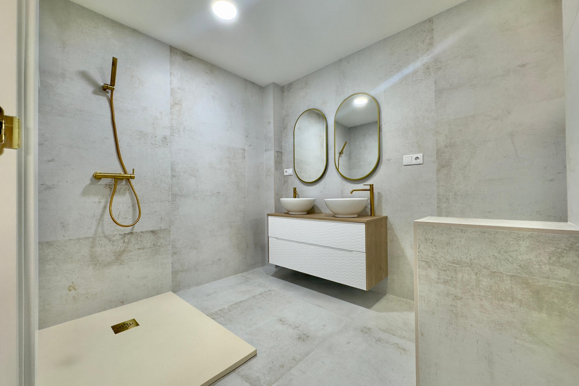 Herverkoop - Appartement  - Torrevieja - Acequion