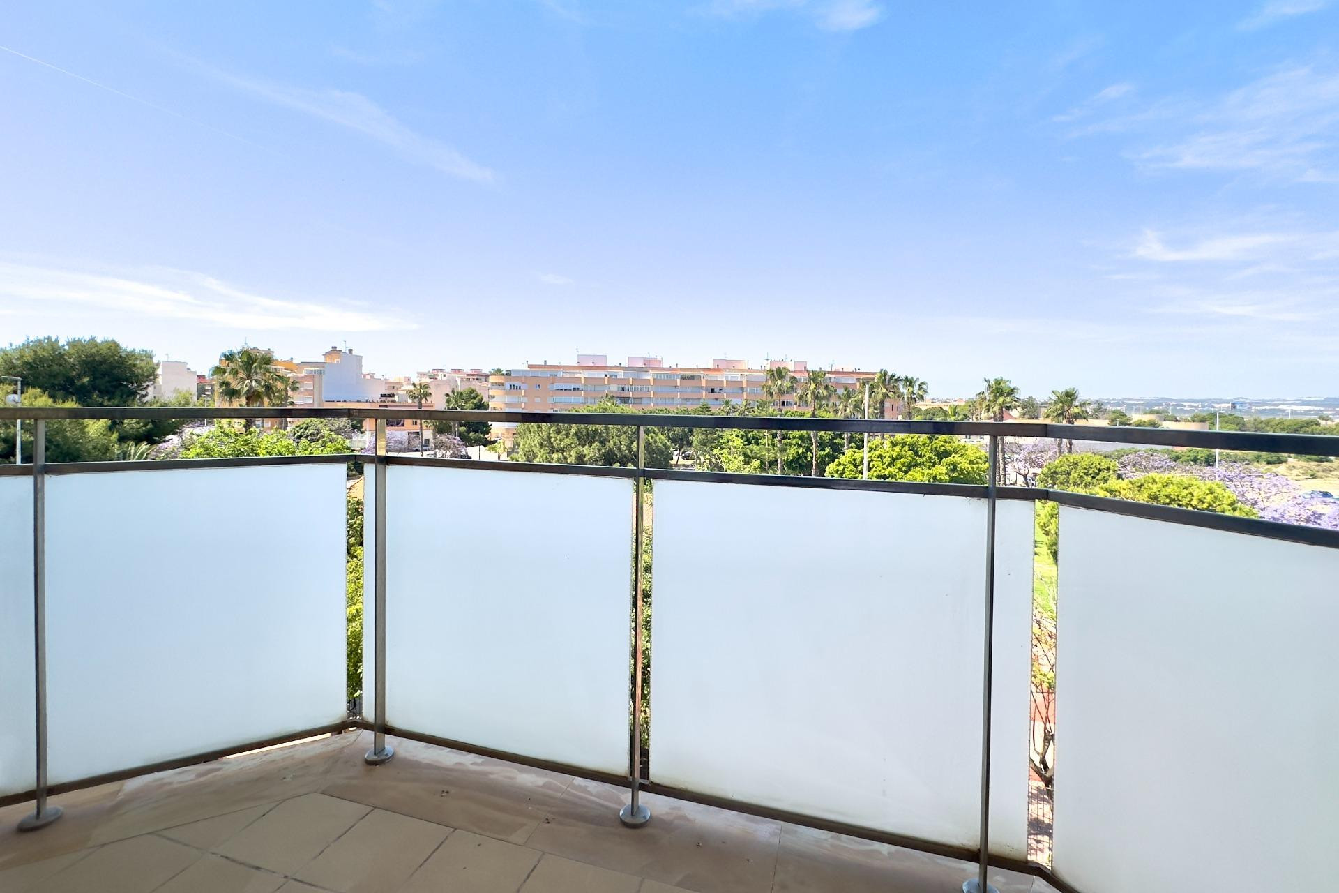 Herverkoop - Appartement  - Torrevieja - Acequion