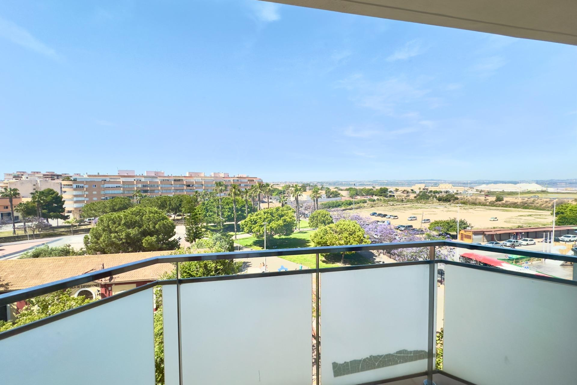 Herverkoop - Appartement  - Torrevieja - Acequion