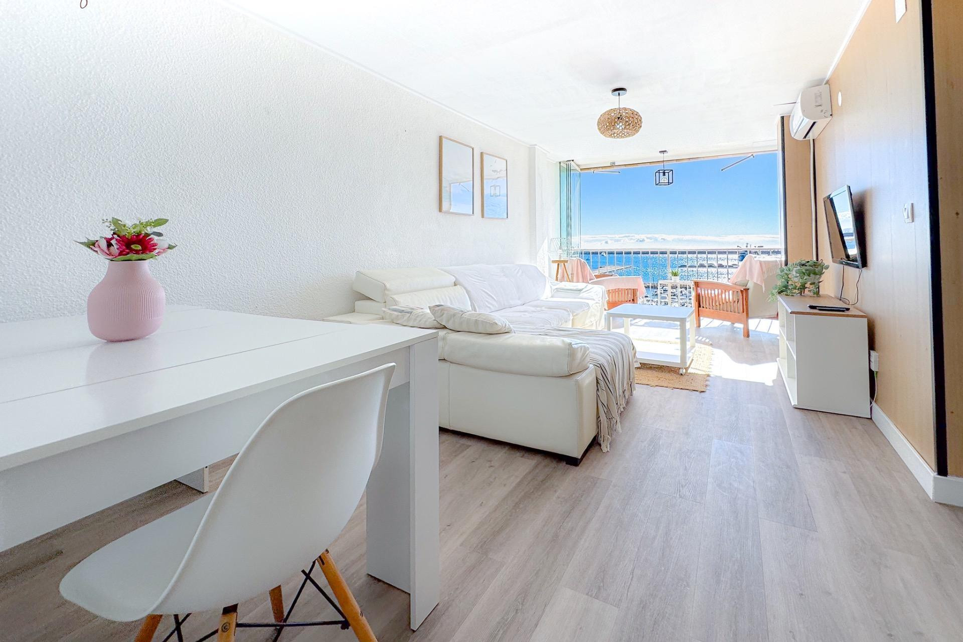 Herverkoop - Appartement  - Torrevieja - Acequion