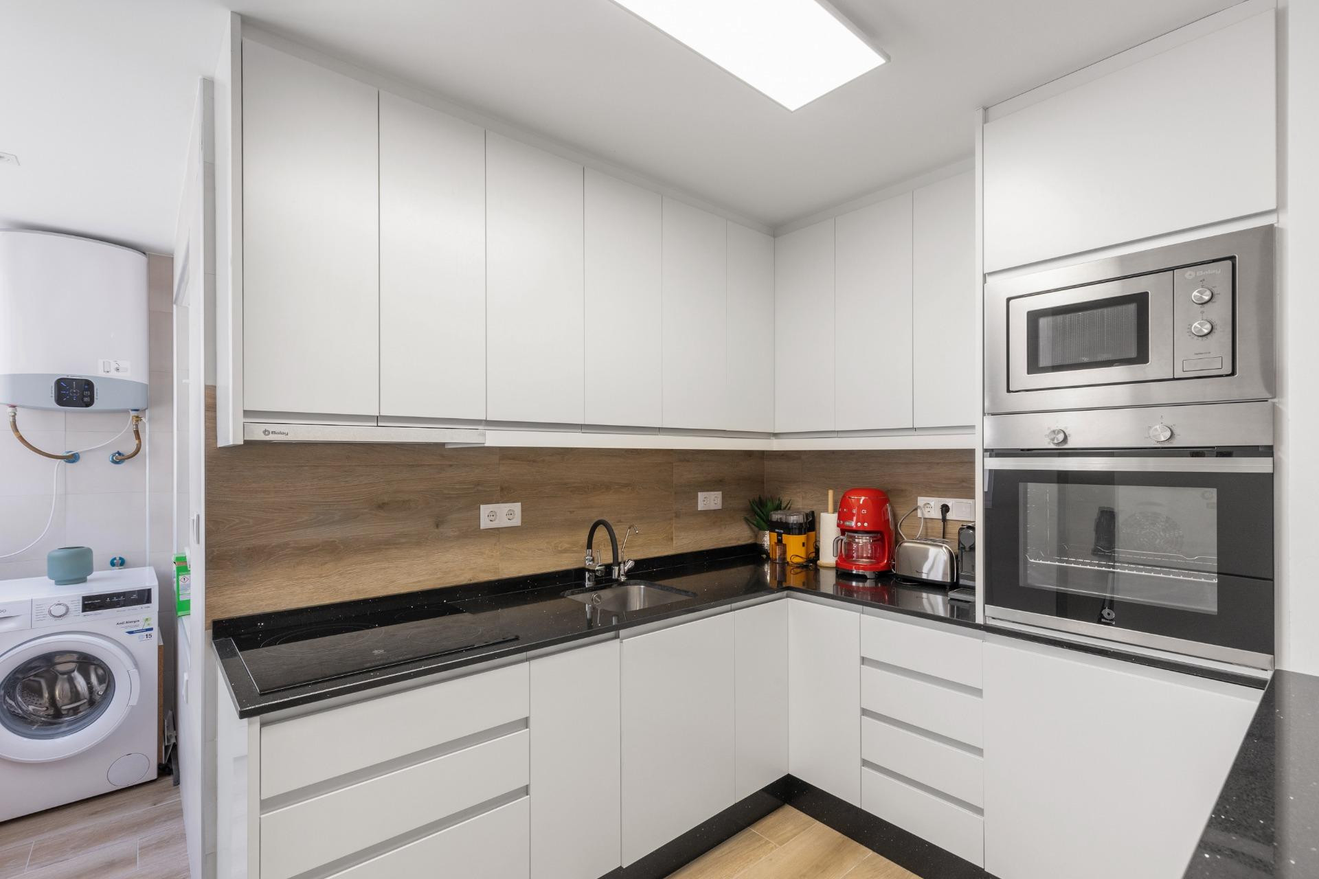 Herverkoop - Appartement  - Torrevieja - Acequion