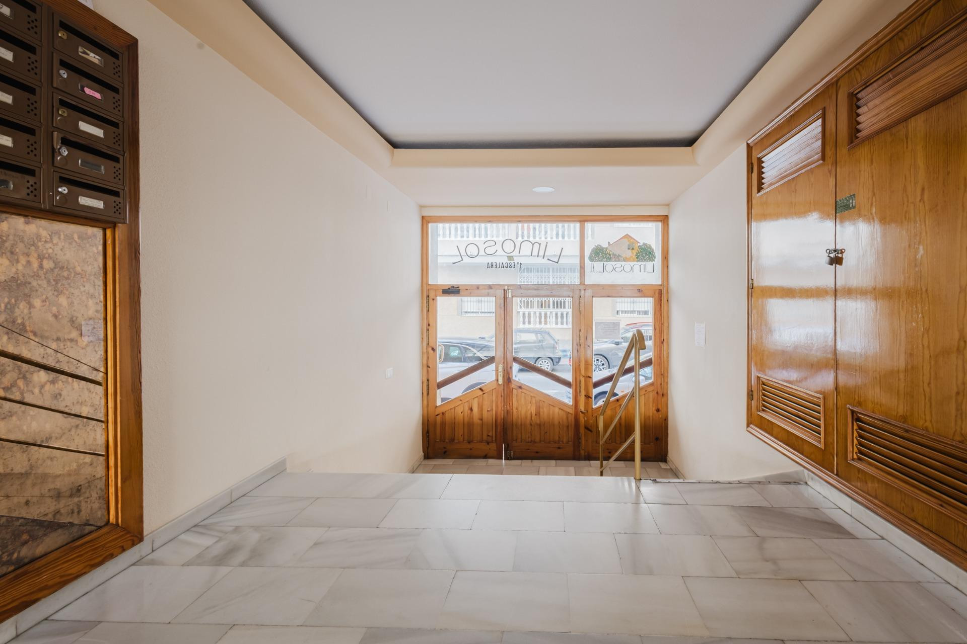 Herverkoop - Appartement  - Torrevieja - Acequion