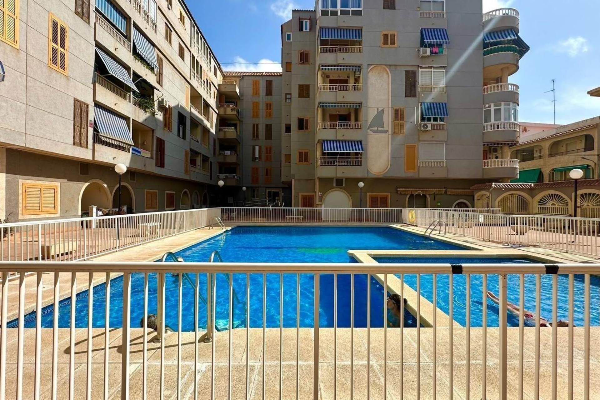 Herverkoop - Appartement  - Torrevieja - Acequion