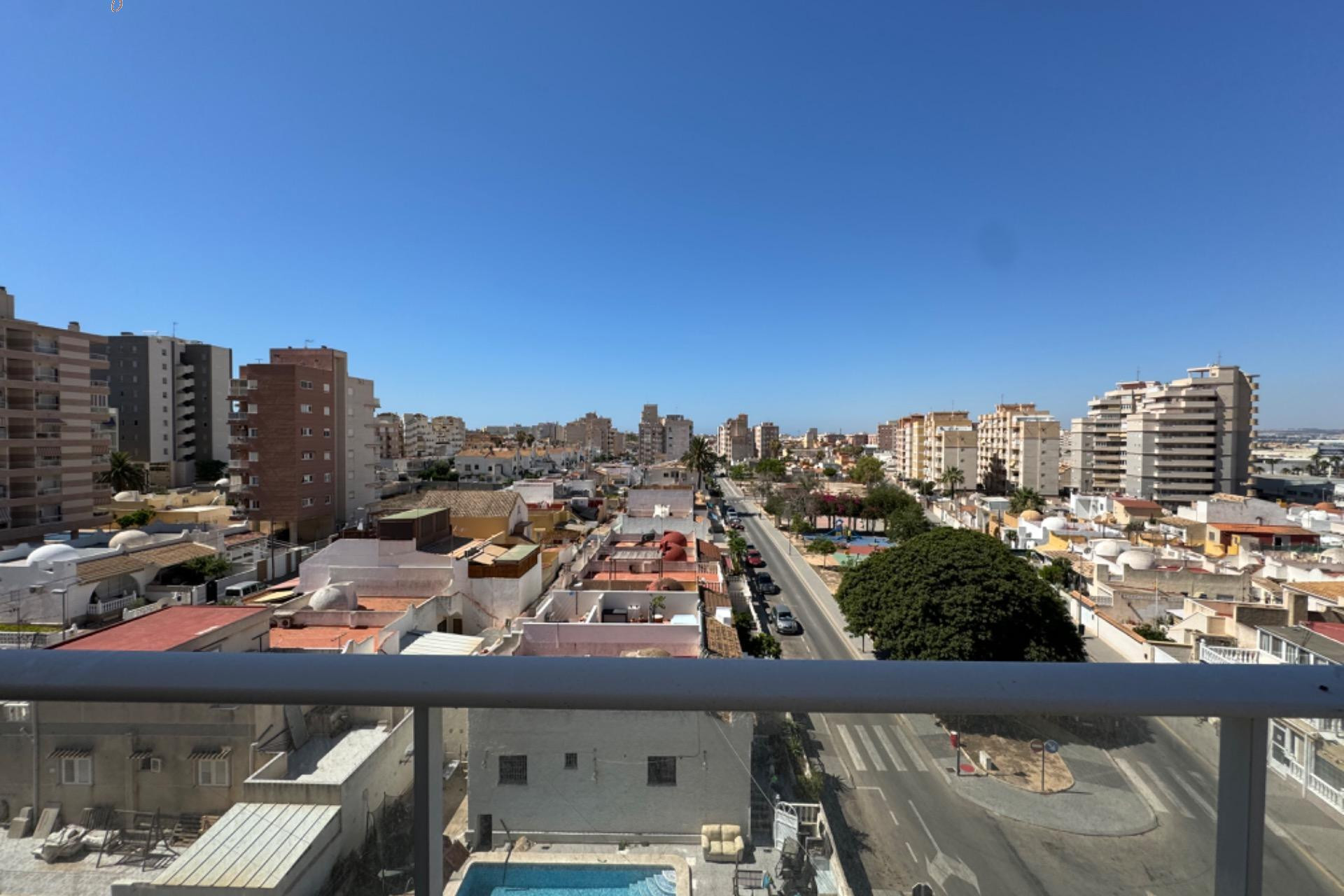 Herverkoop - Appartement  - Torrevieja - Aguas nuevas 1