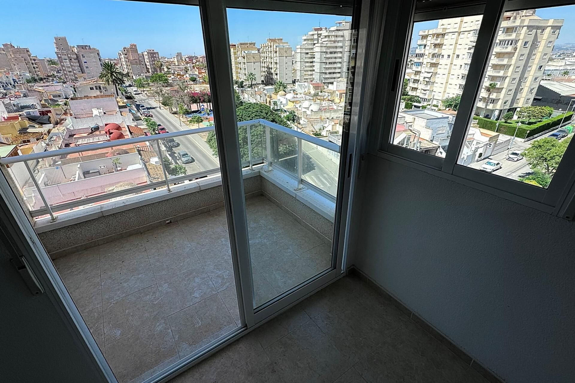 Herverkoop - Appartement  - Torrevieja - Aguas nuevas 1