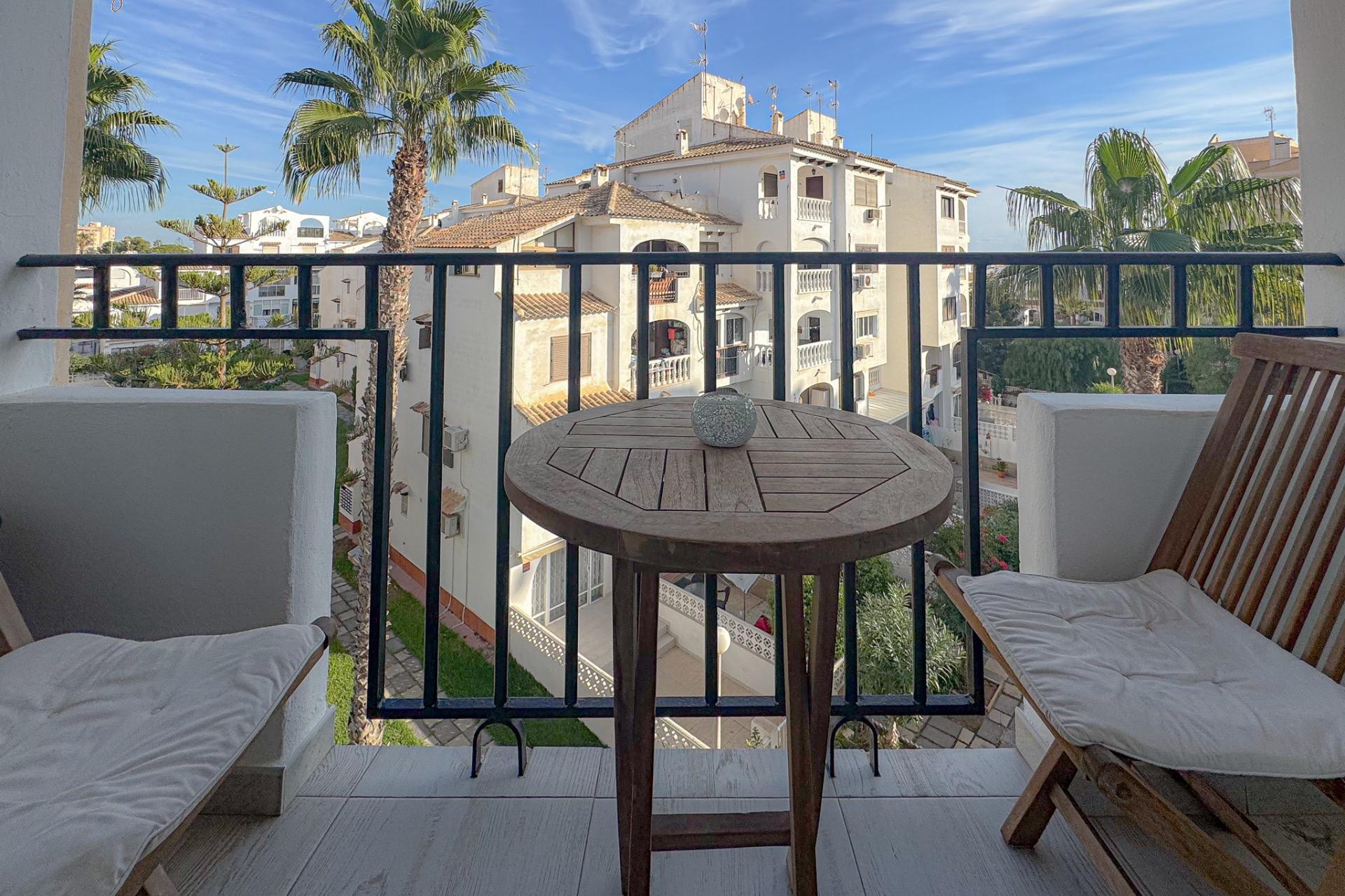 Herverkoop - Appartement  - Torrevieja - Calas blanca