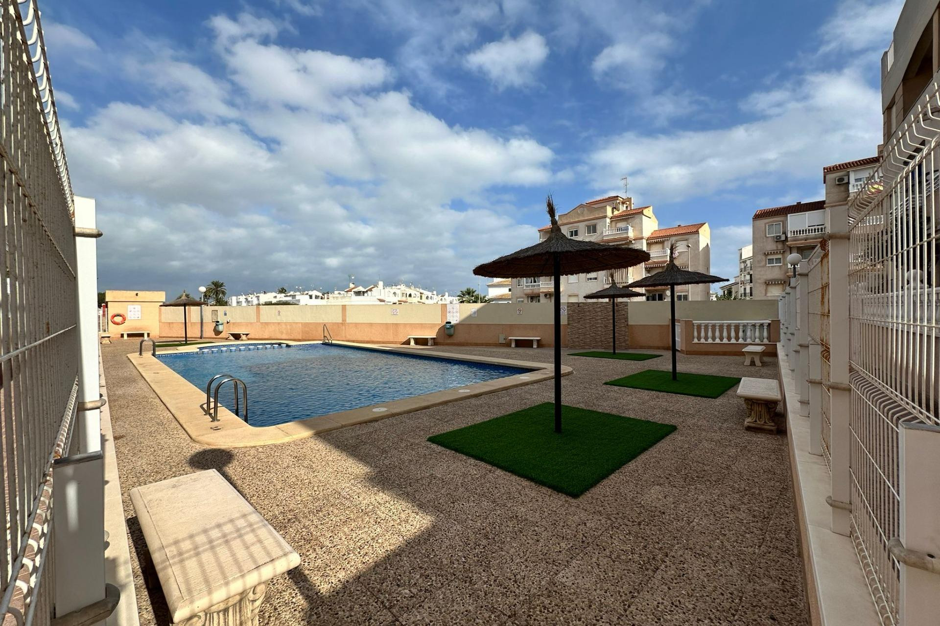 Herverkoop - Appartement  - Torrevieja - Calas blanca