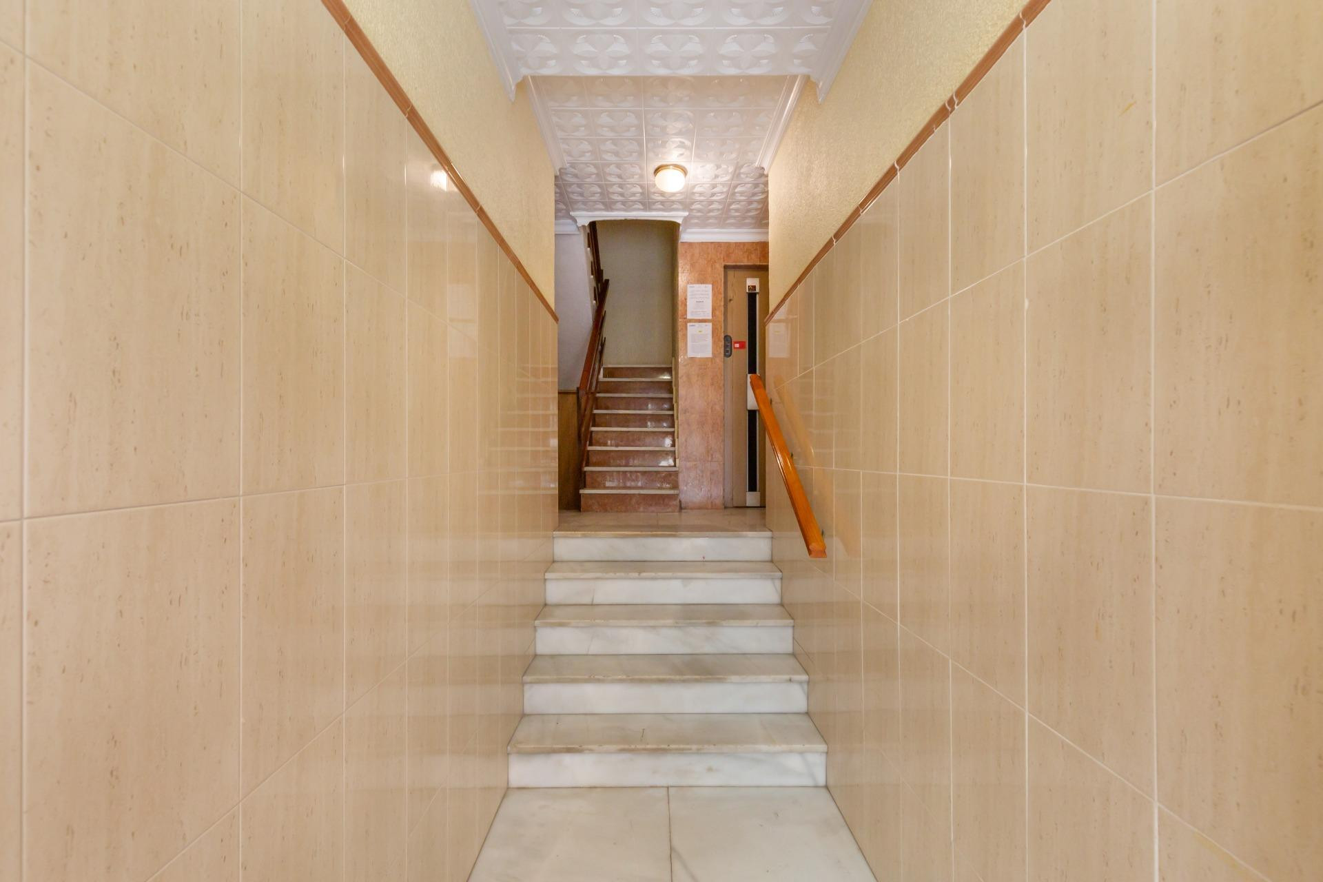 Herverkoop - Appartement  - Torrevieja - Centro - Muelle Pesquero