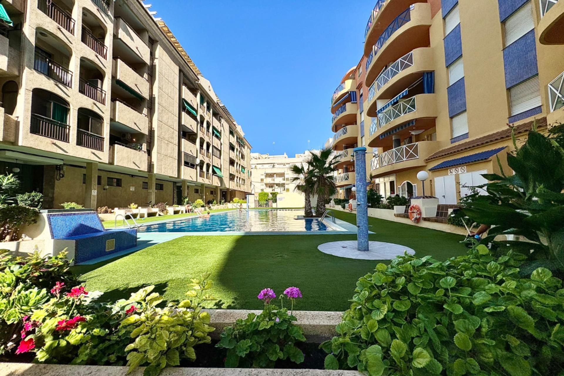 Herverkoop - Appartement  - Torrevieja - Centro