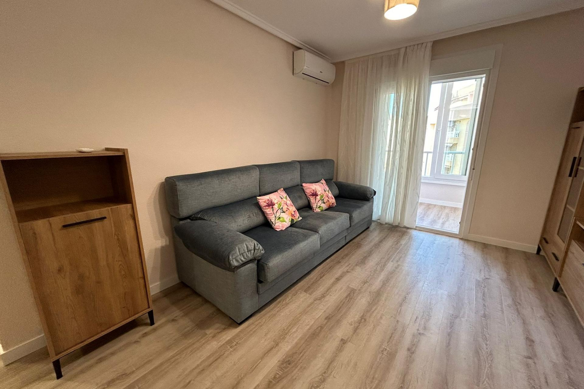 Herverkoop - Appartement  - Torrevieja - Centro