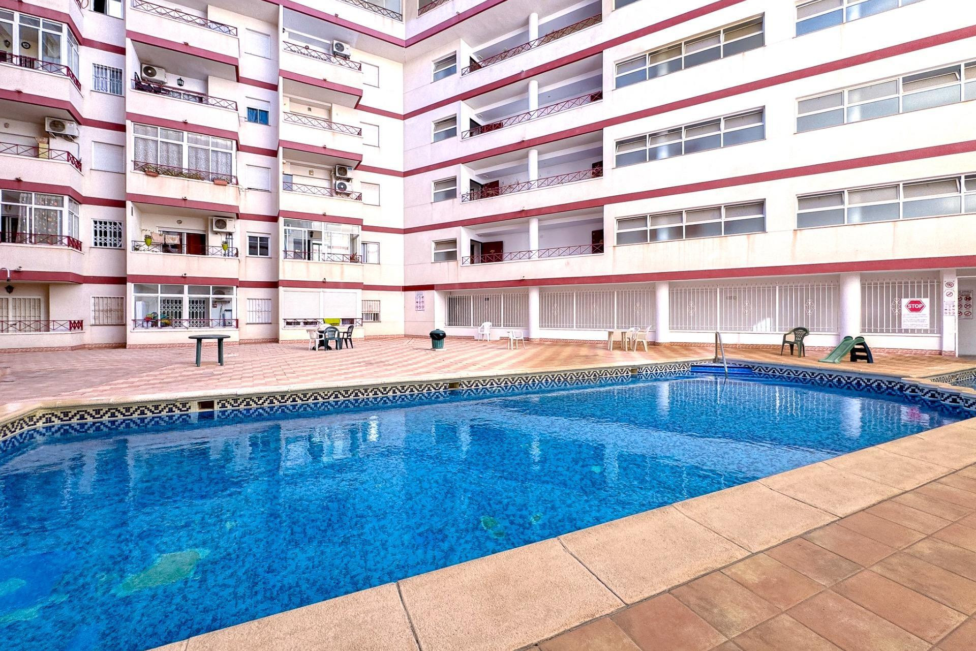 Herverkoop - Appartement  - Torrevieja - Centro