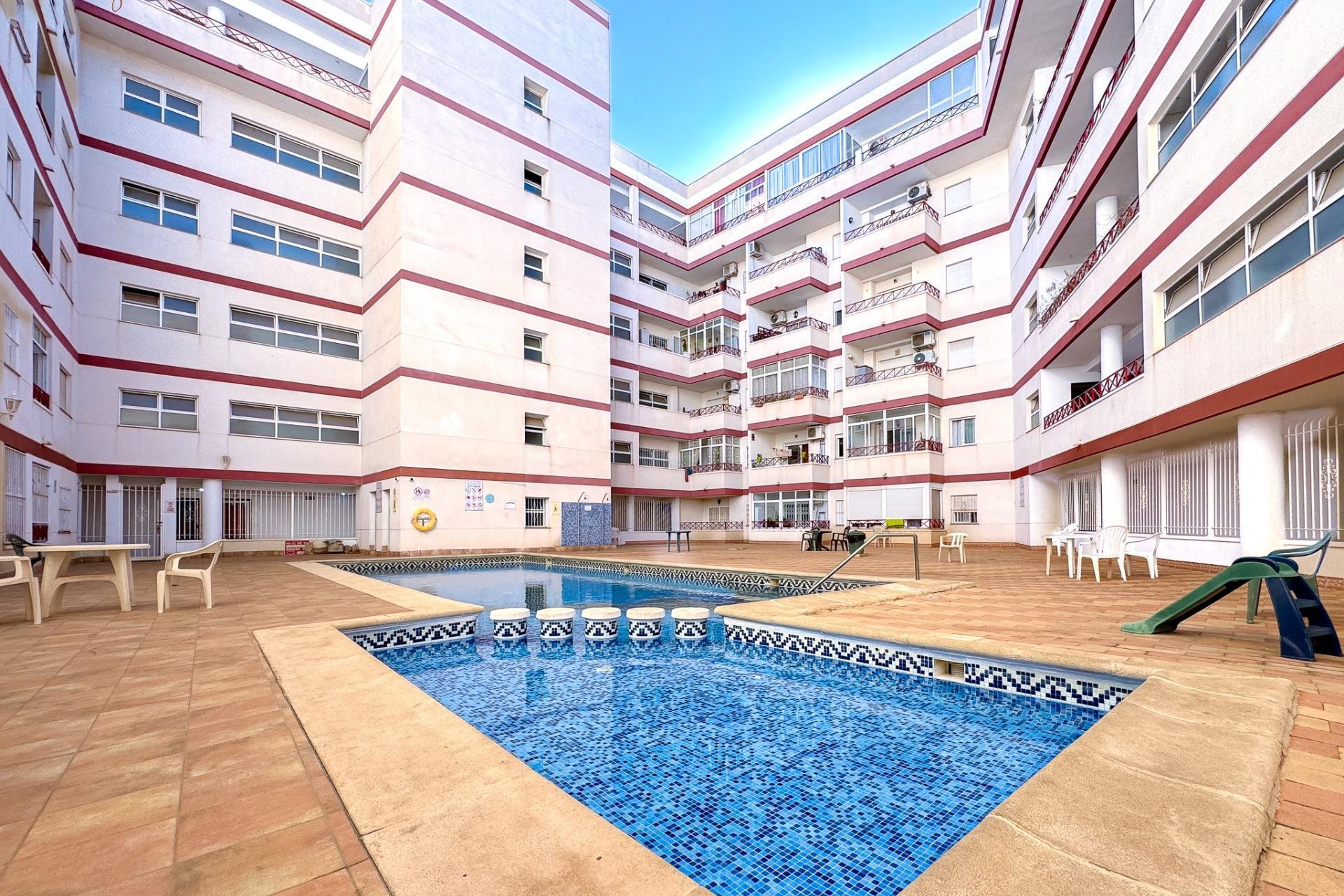 Herverkoop - Appartement  - Torrevieja - Centro