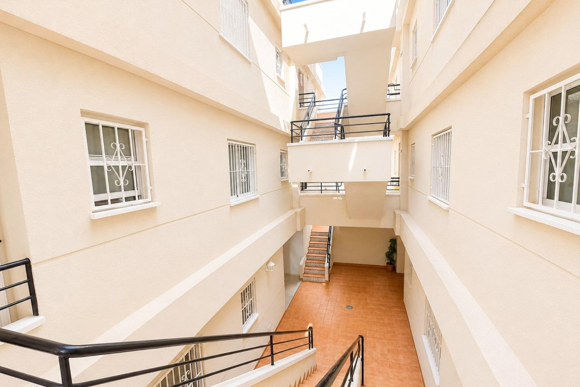 Herverkoop - Appartement  - Torrevieja - Estacion de autobuses