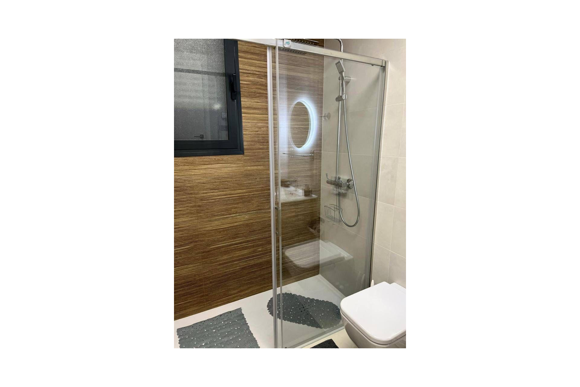 Herverkoop - Appartement  - Torrevieja - Estacion de autobuses