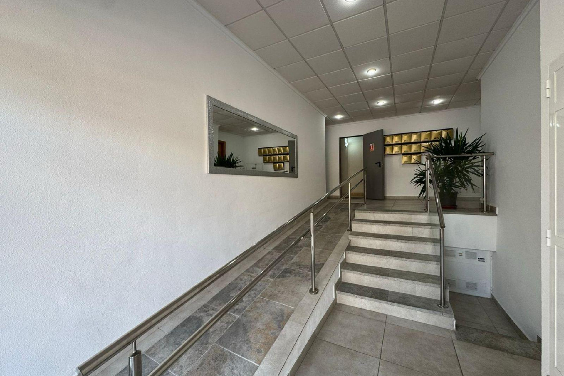 Herverkoop - Appartement  - Torrevieja - Estacion de autobuses