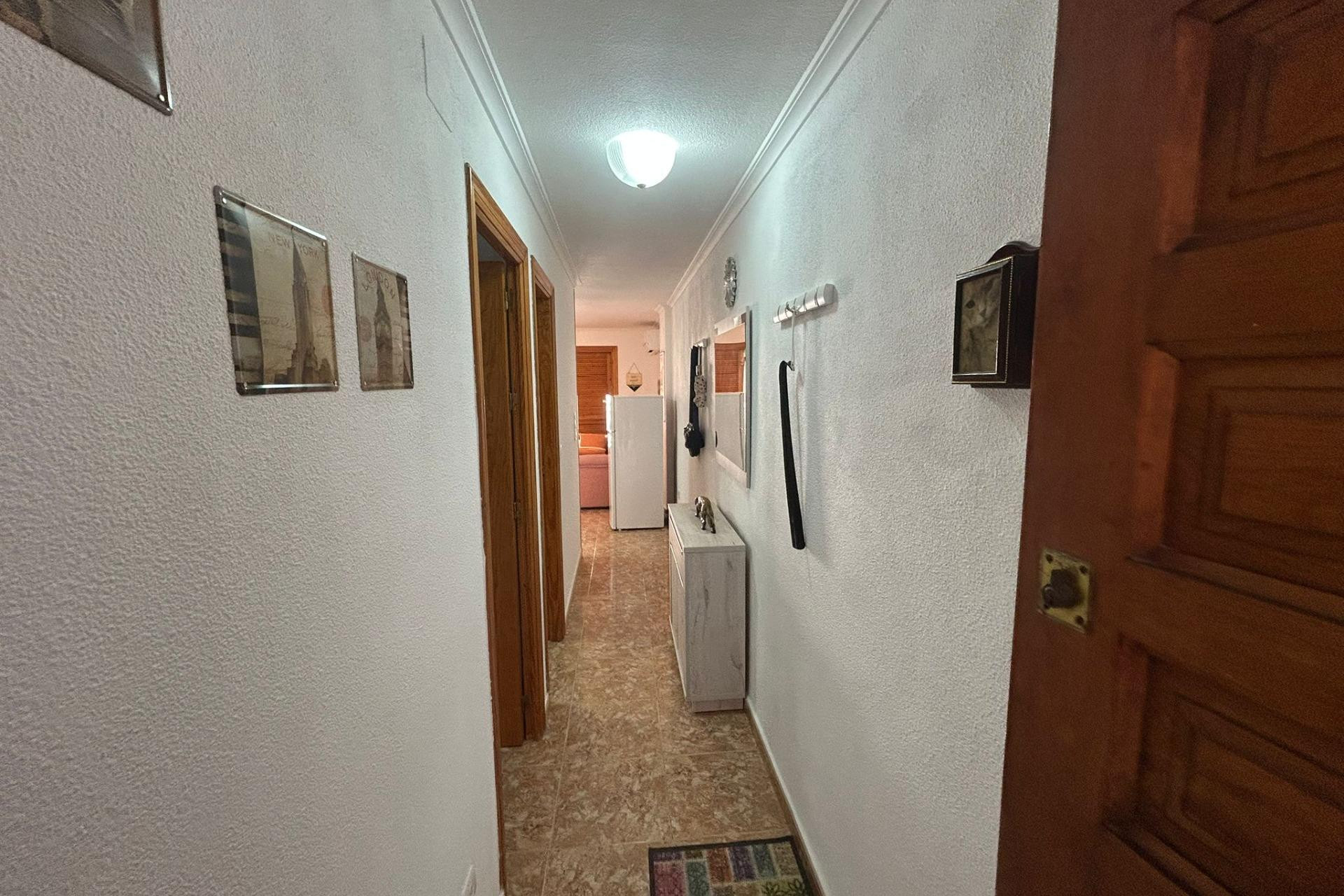 Herverkoop - Appartement  - Torrevieja - Estacion de autobuses