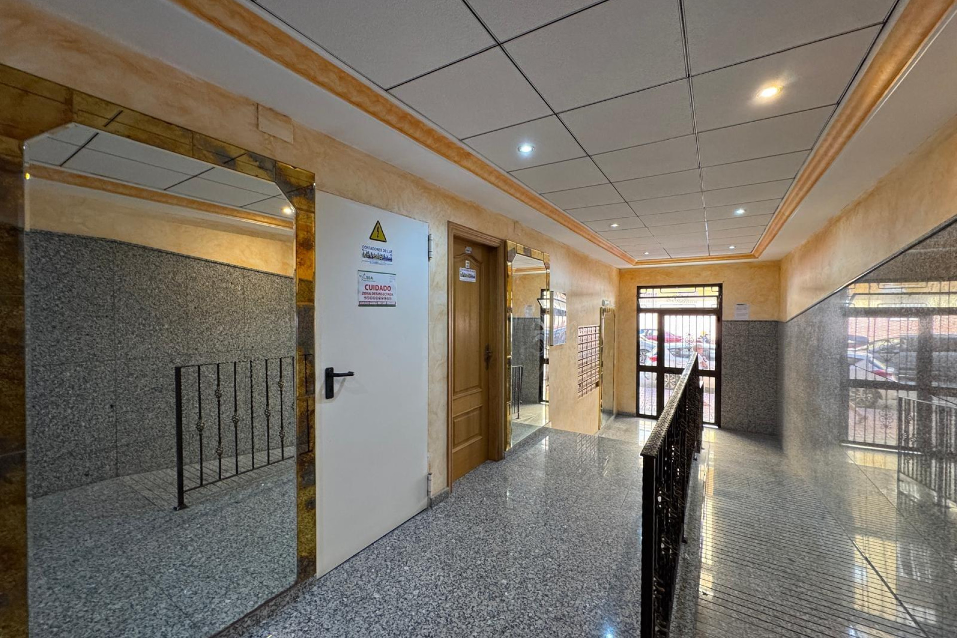 Herverkoop - Appartement  - Torrevieja - Estacion de autobuses