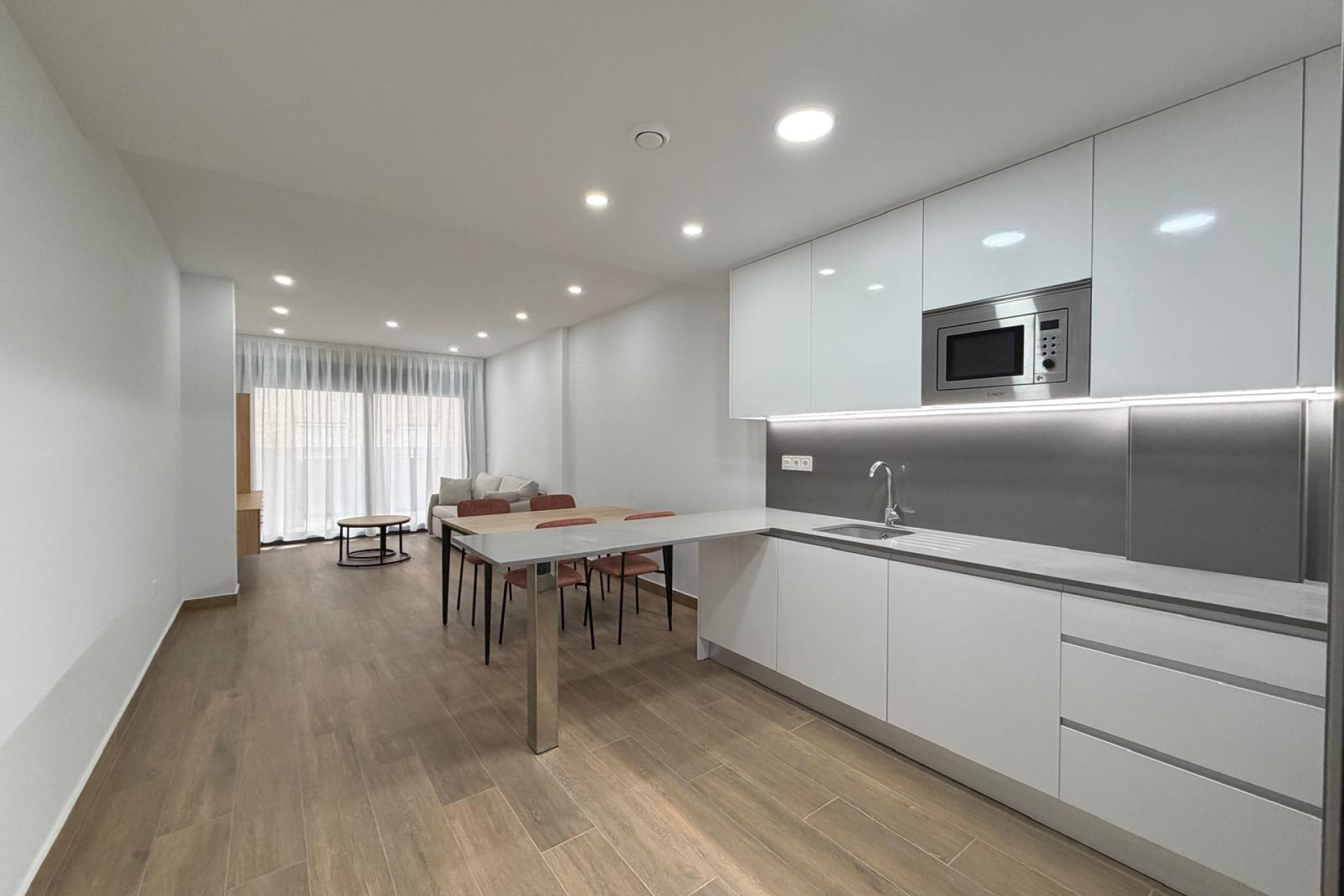 Herverkoop - Appartement  - Torrevieja - Estacion de autobuses