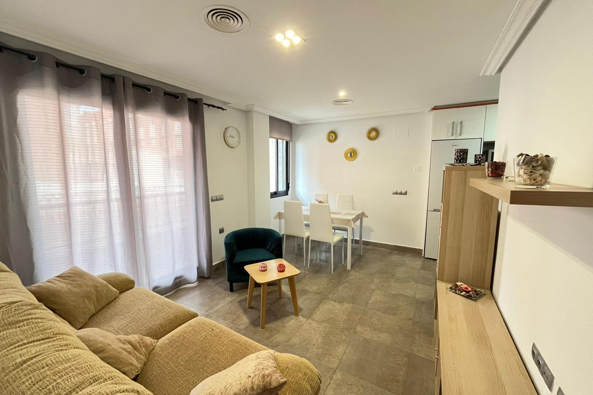Herverkoop - Appartement  - Torrevieja - La Mata pueblo