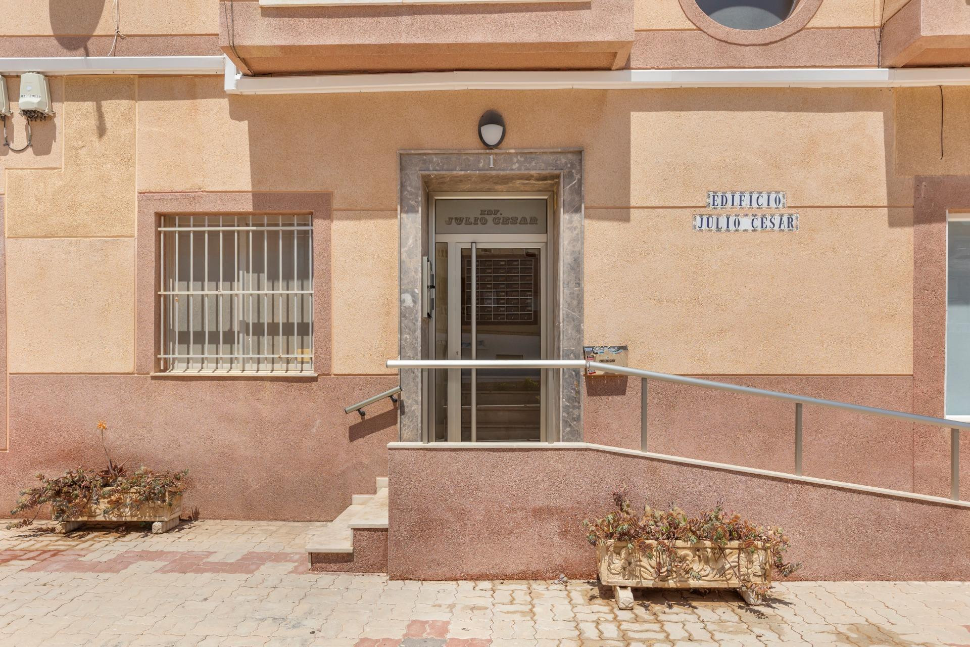 Herverkoop - Appartement  - Torrevieja - La Mata pueblo