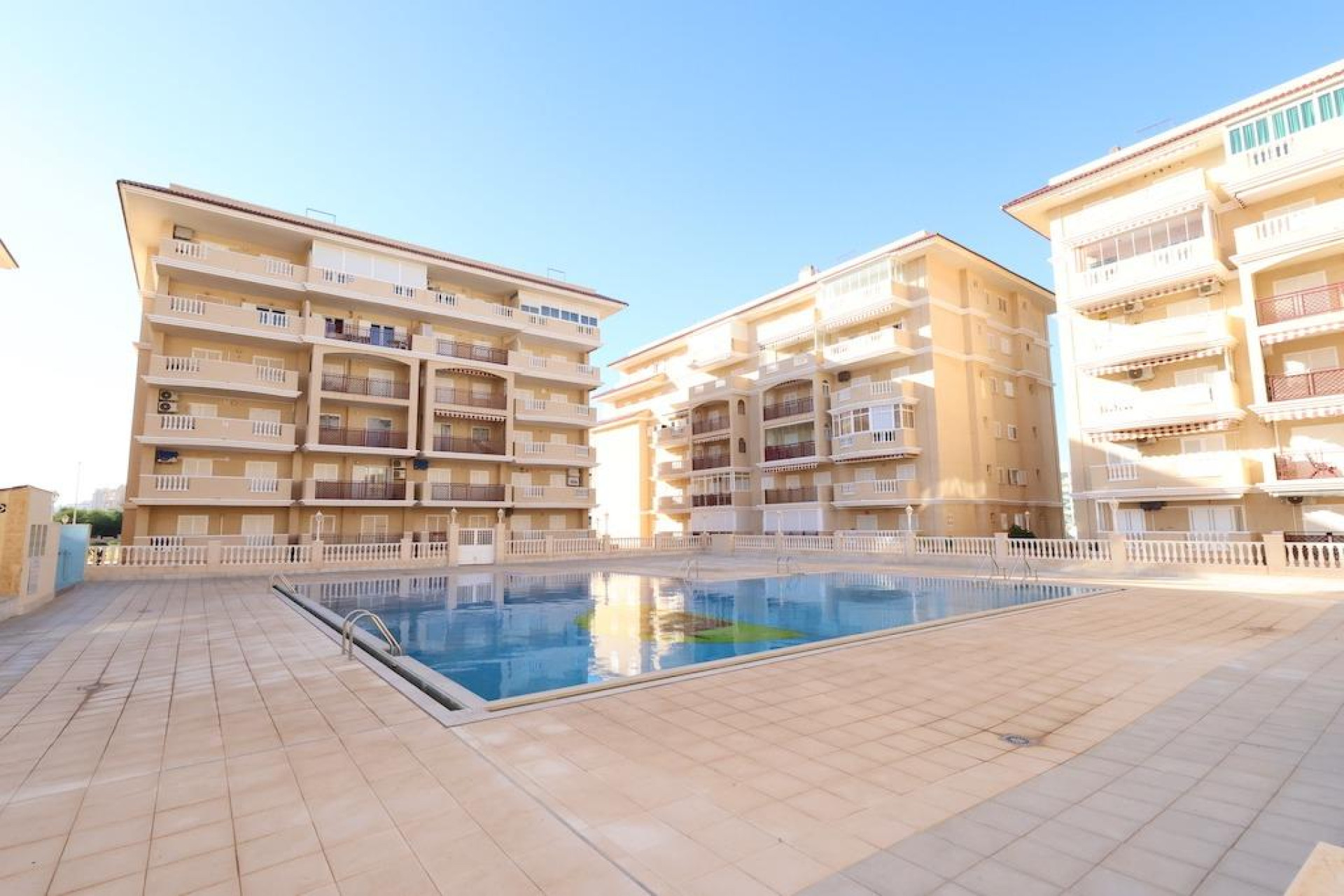 Herverkoop - Appartement  - Torrevieja - La Mata