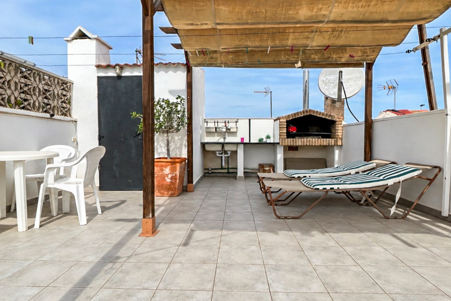 Herverkoop - Appartement - Torrevieja - La Siesta - El Salado -  Torreta