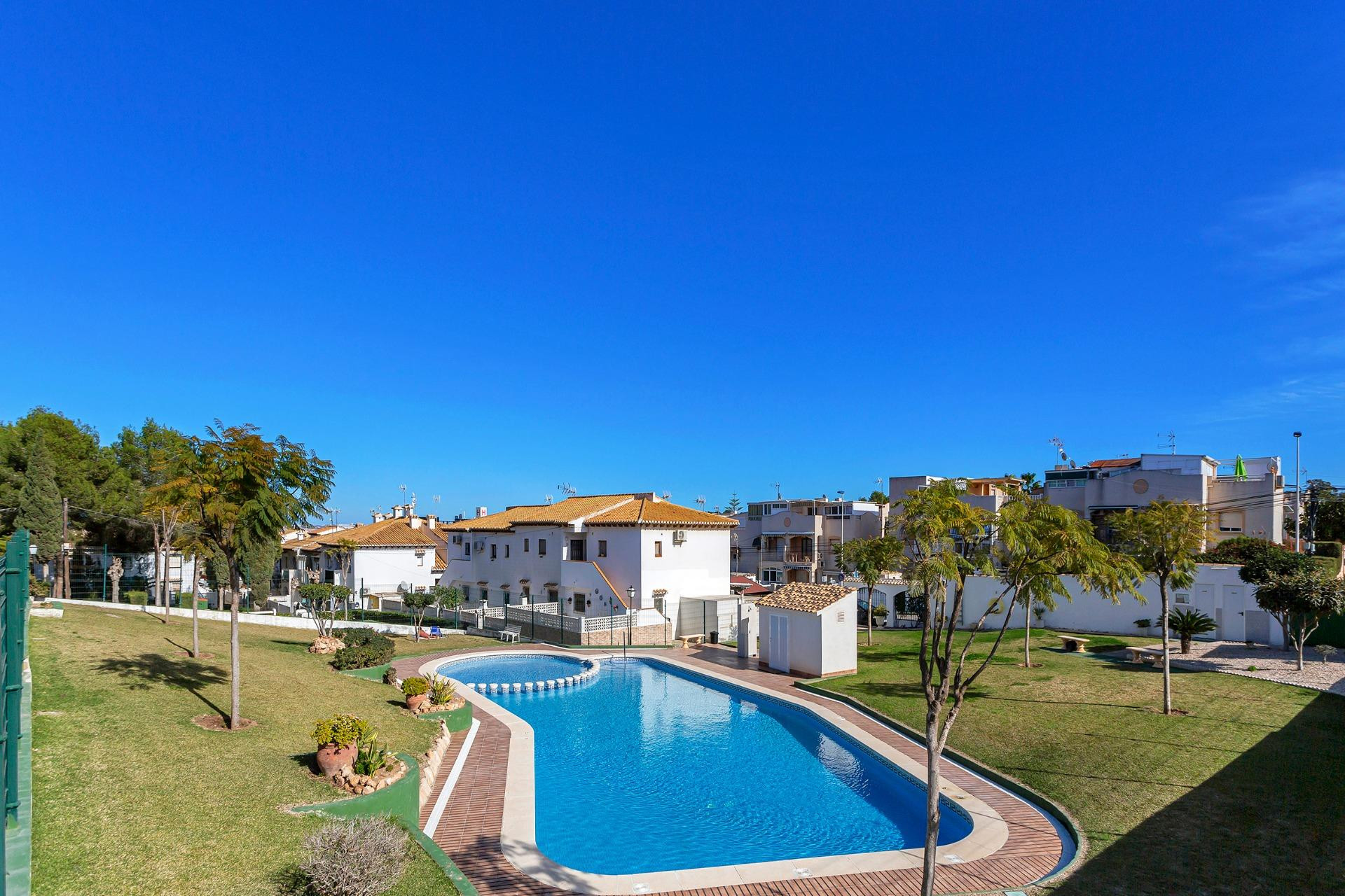 Herverkoop - Appartement  - Torrevieja - Lago jardin