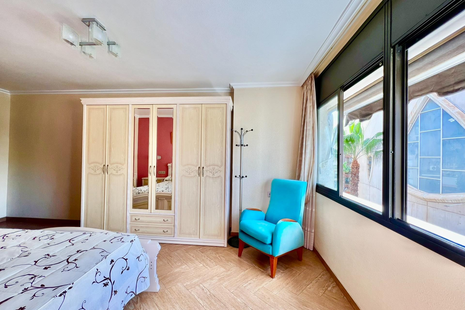 Herverkoop - Appartement  - Torrevieja - Las Piscinas Naturales