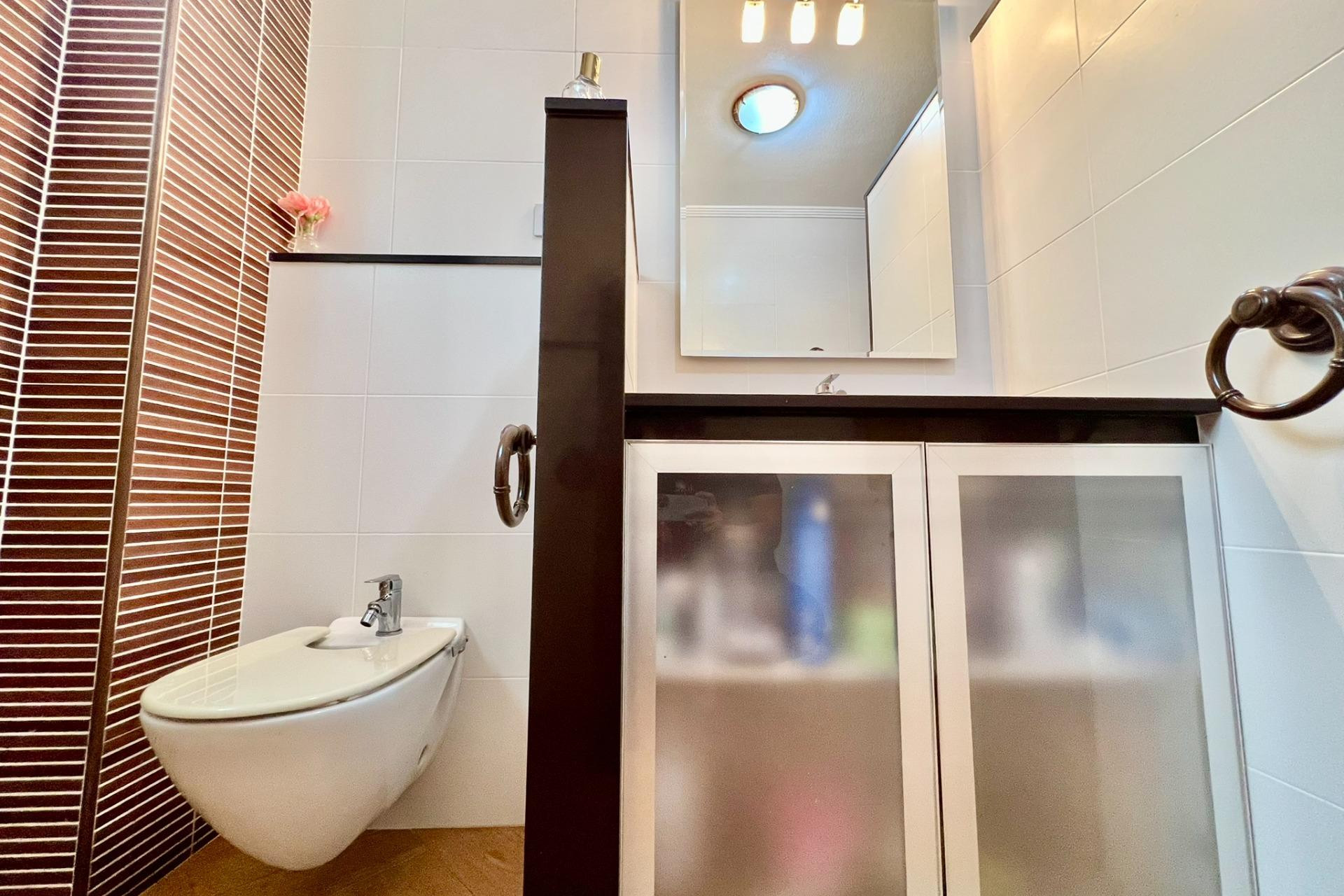 Herverkoop - Appartement  - Torrevieja - Las Piscinas Naturales