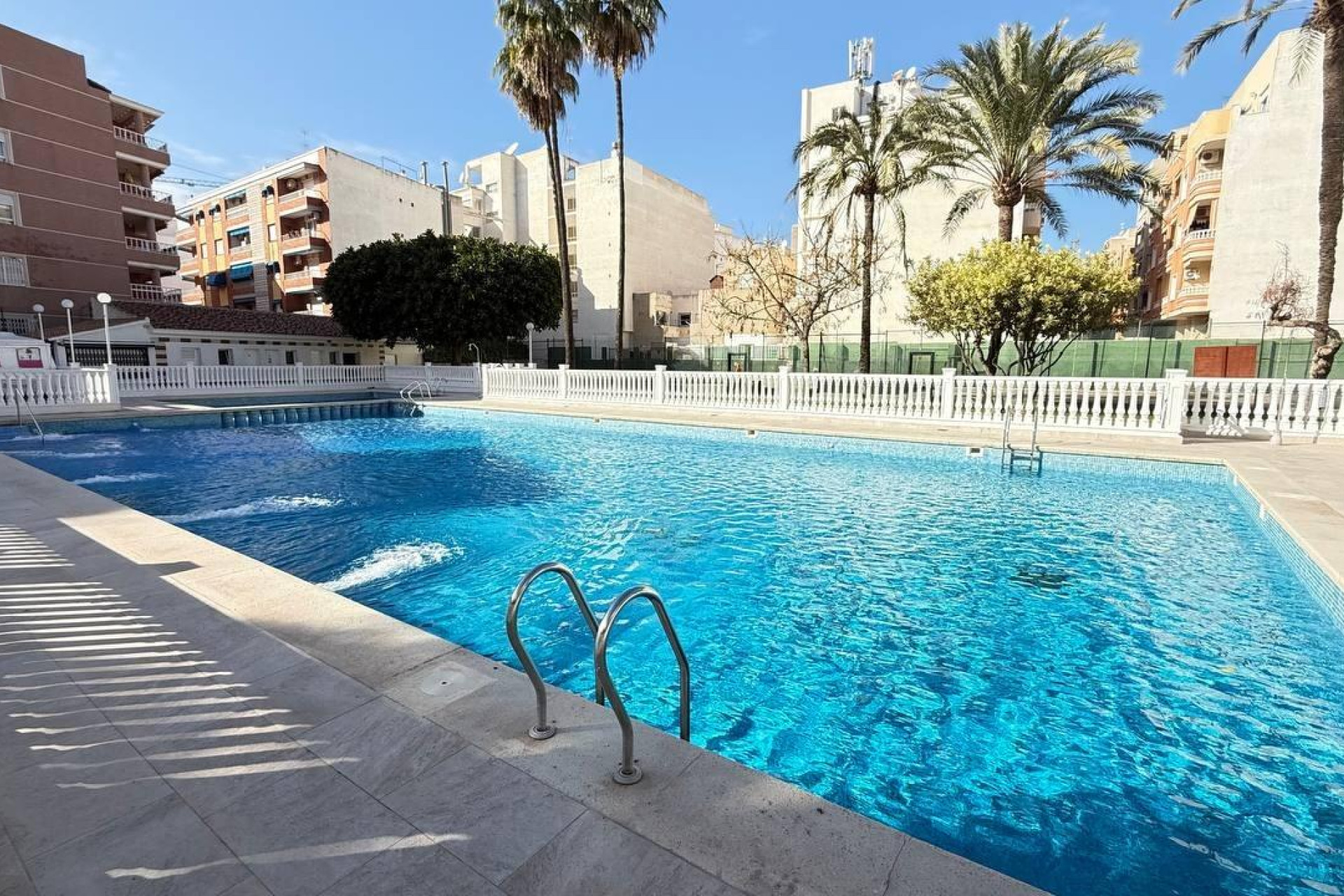 Herverkoop - Appartement  - Torrevieja - Los Frutales