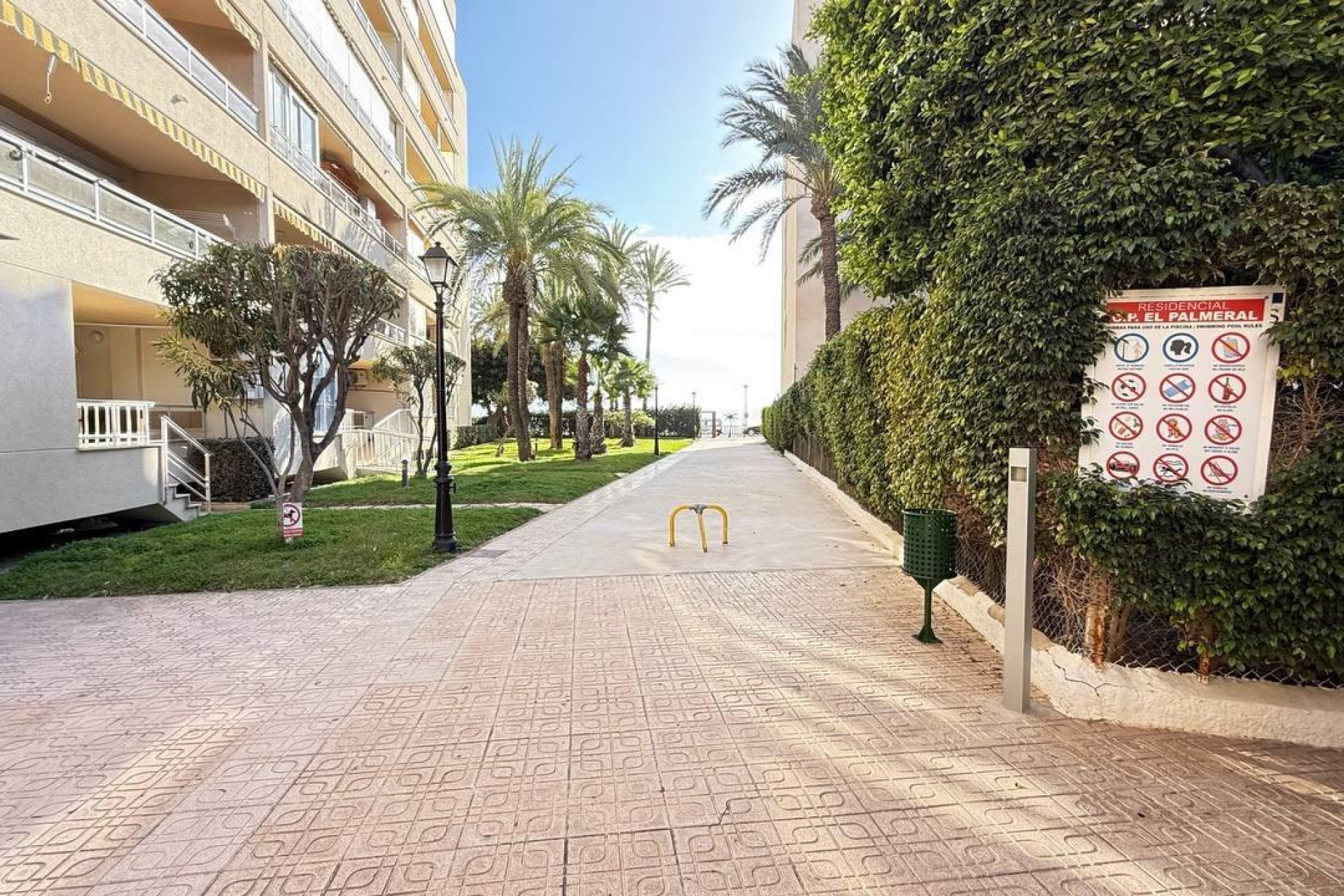 Herverkoop - Appartement  - Torrevieja - Los Frutales