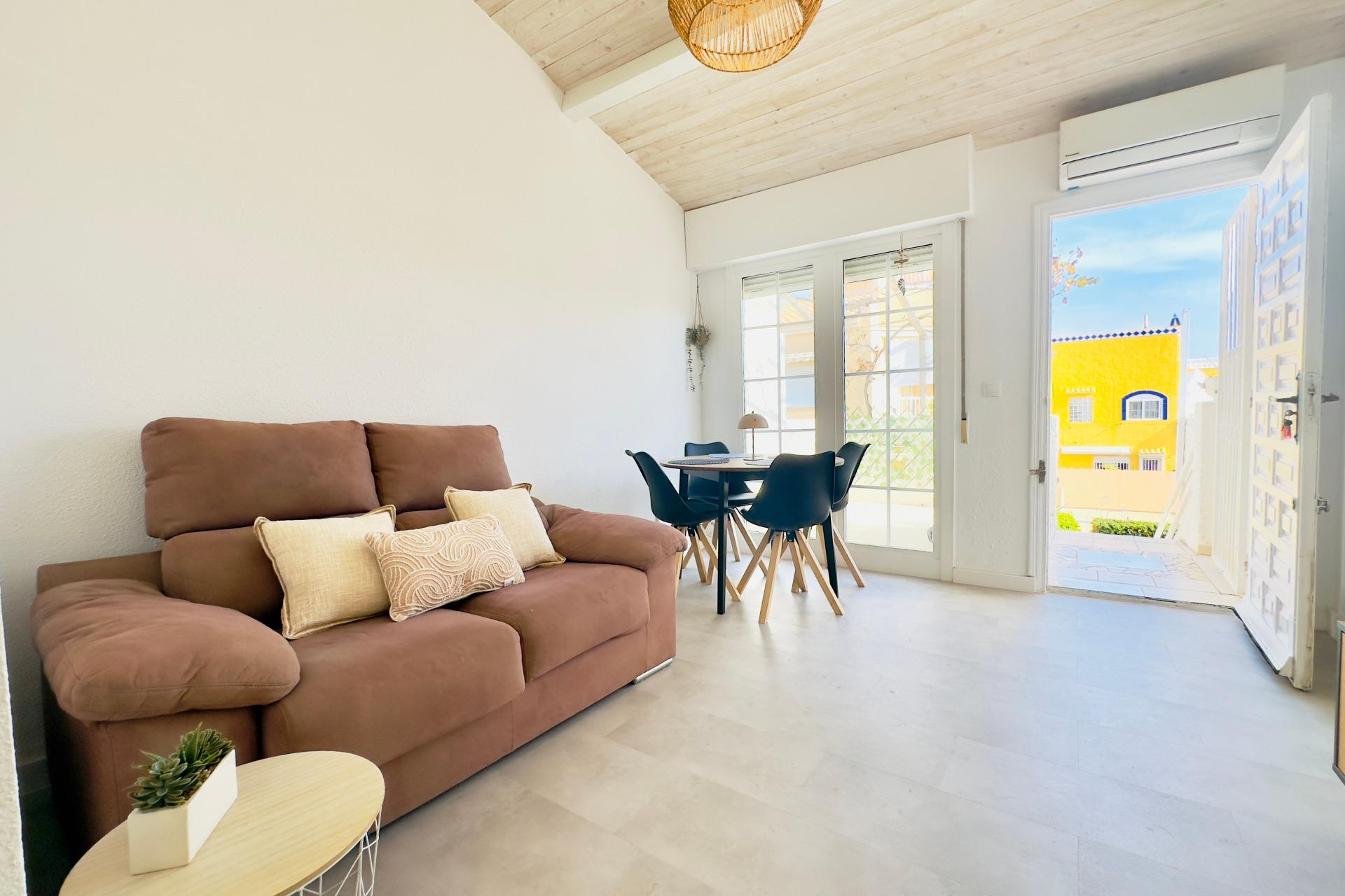 Herverkoop - Appartement  - Torrevieja - Los Frutales