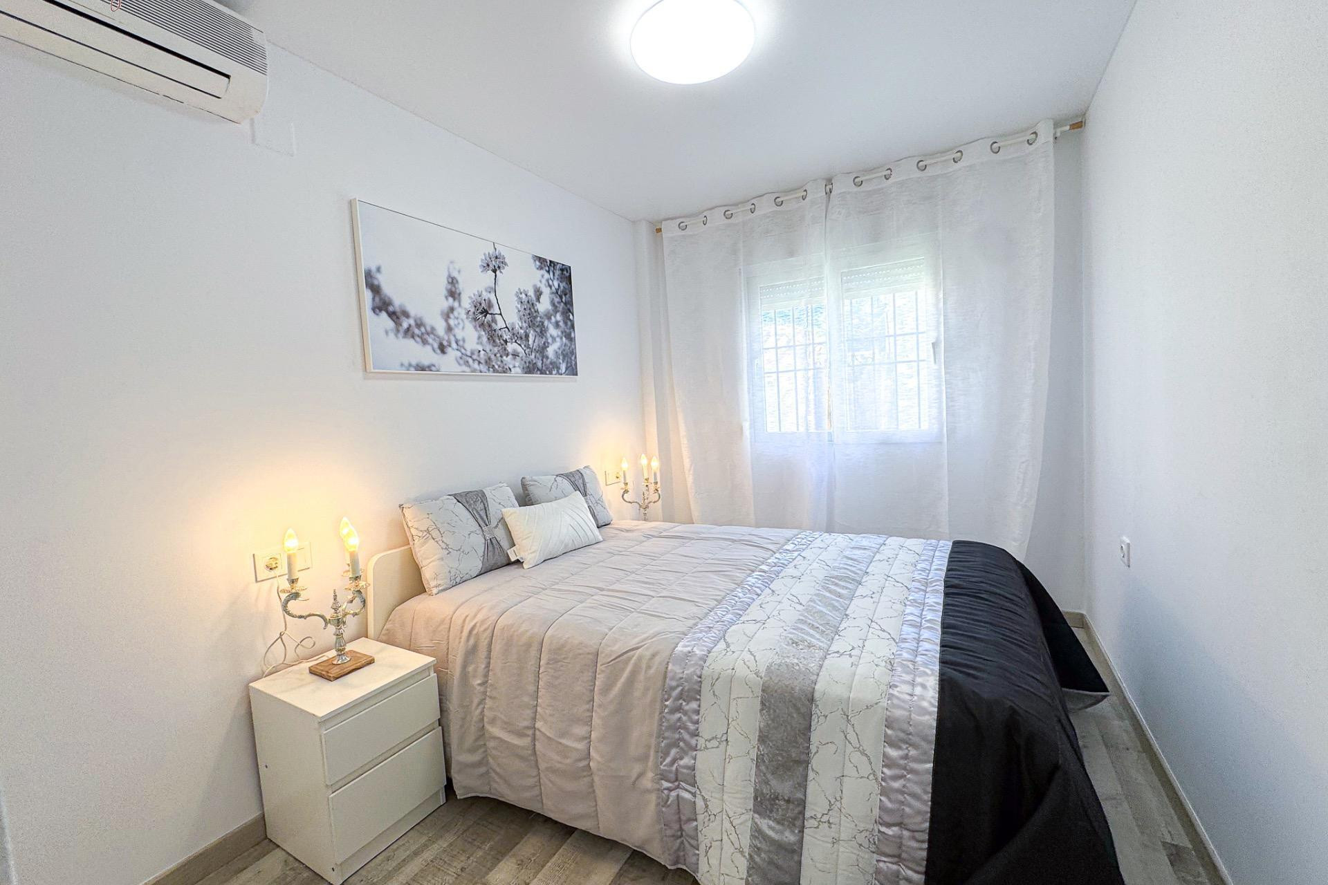 Herverkoop - Appartement  - Torrevieja - Parque las naciones