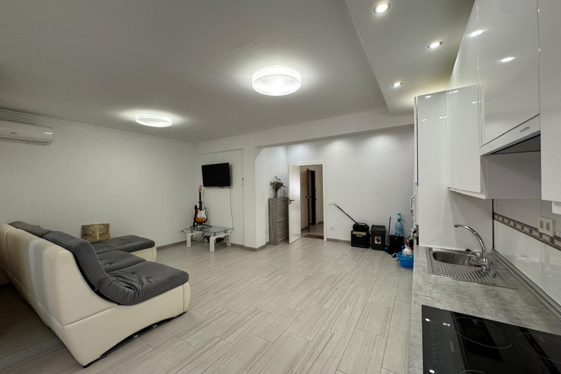 Herverkoop - Appartement  - Torrevieja - Paseo maritimo