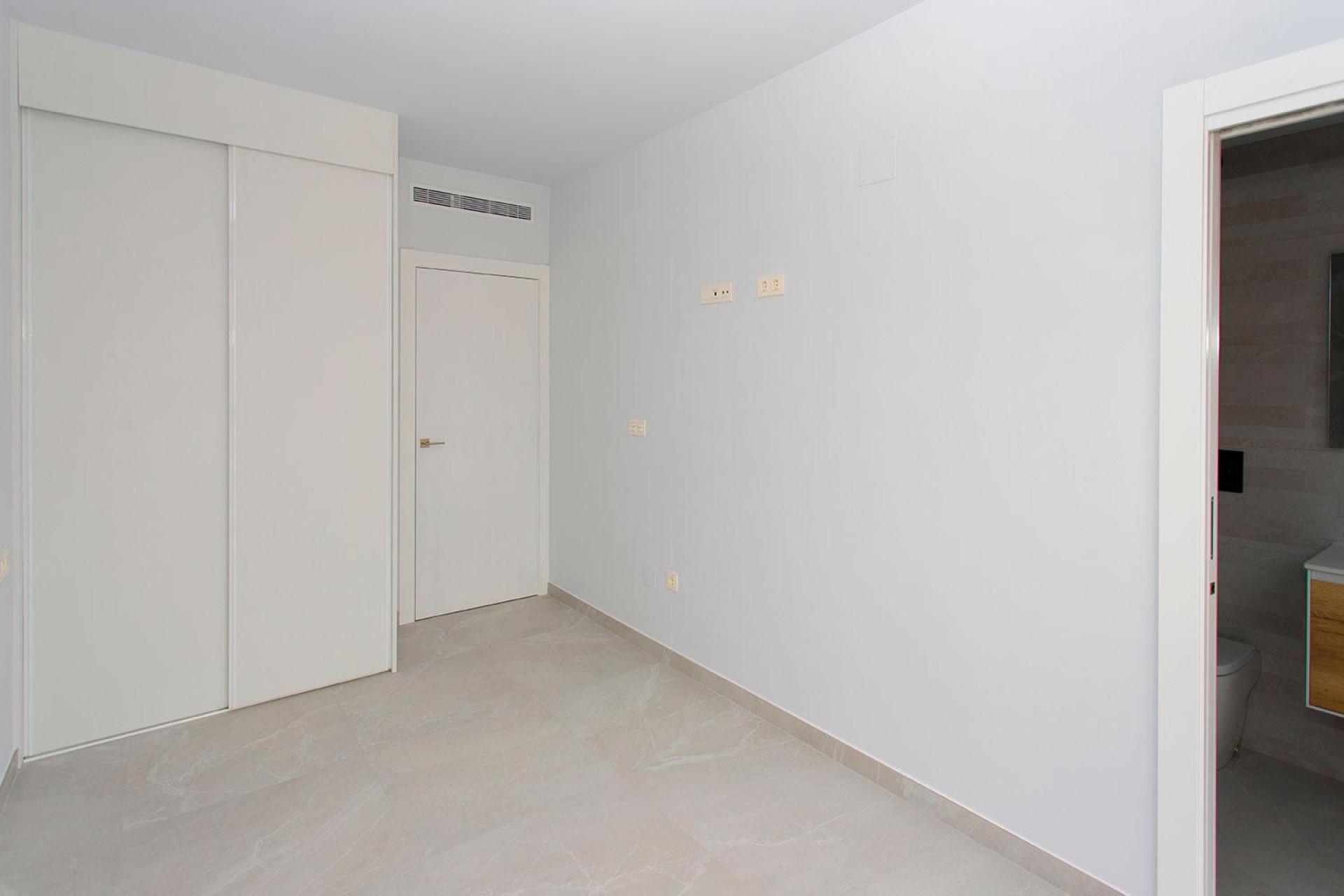 Herverkoop - Appartement  - Torrevieja - Paseo maritimo