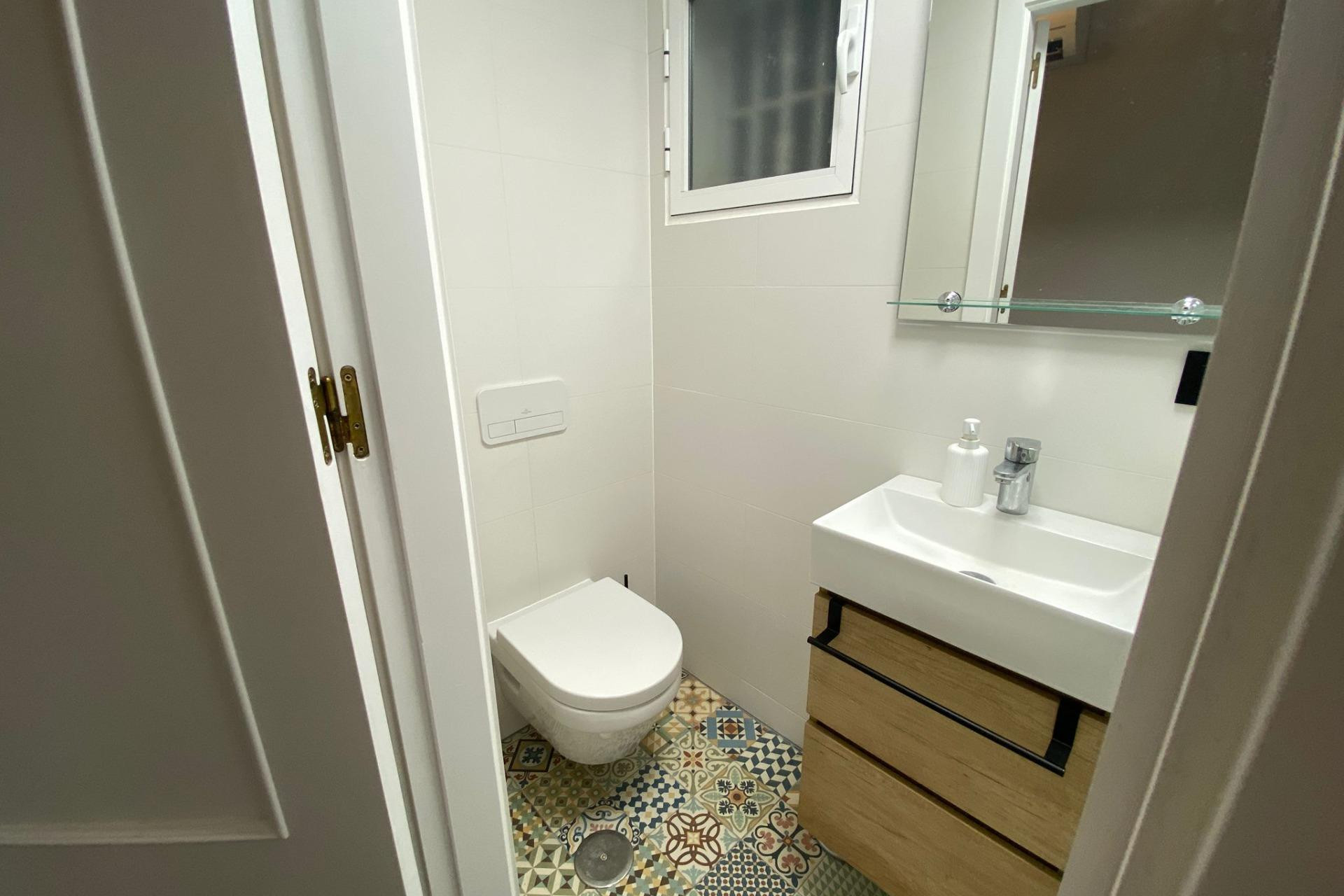 Herverkoop - Appartement  - Torrevieja - Paseo maritimo