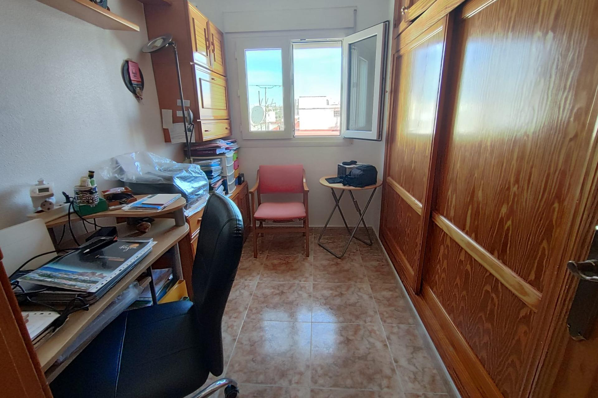 Herverkoop - Appartement  - Torrevieja - Paseo maritimo