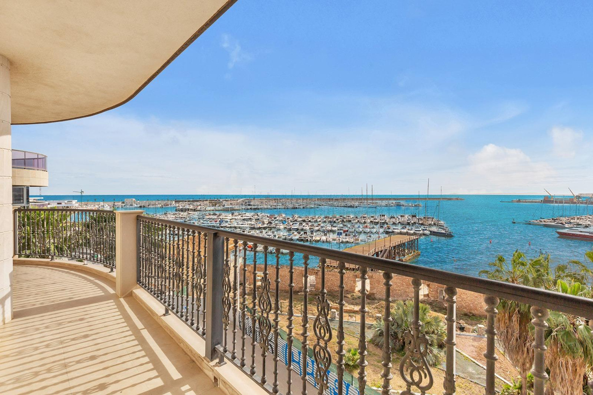 Herverkoop - Appartement  - Torrevieja - Paseo maritimo