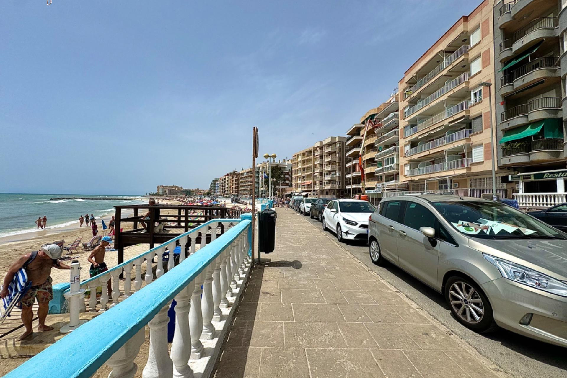 Herverkoop - Appartement  - Torrevieja - Playa de los Locos