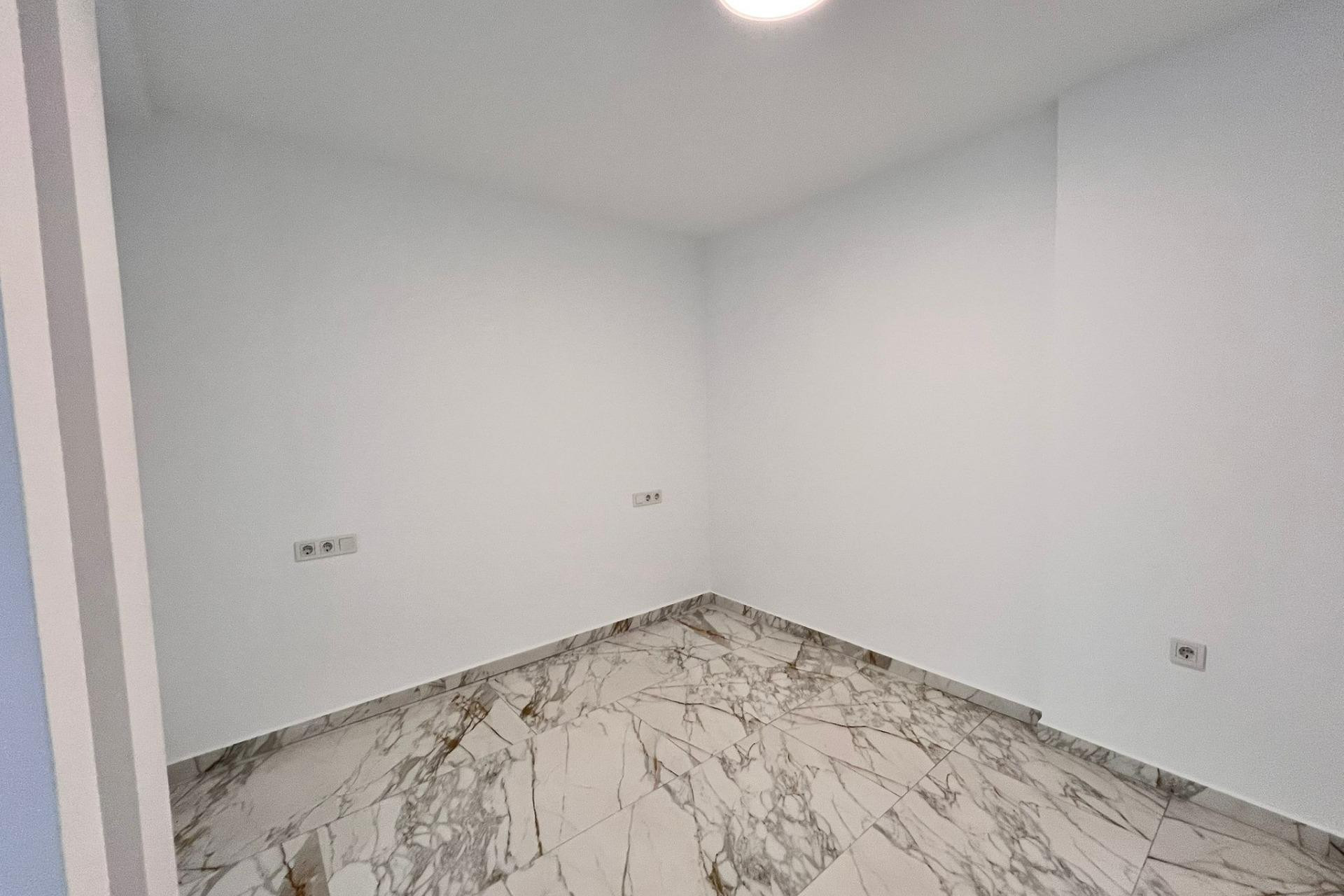 Herverkoop - Appartement  - Torrevieja - Playa de los Locos