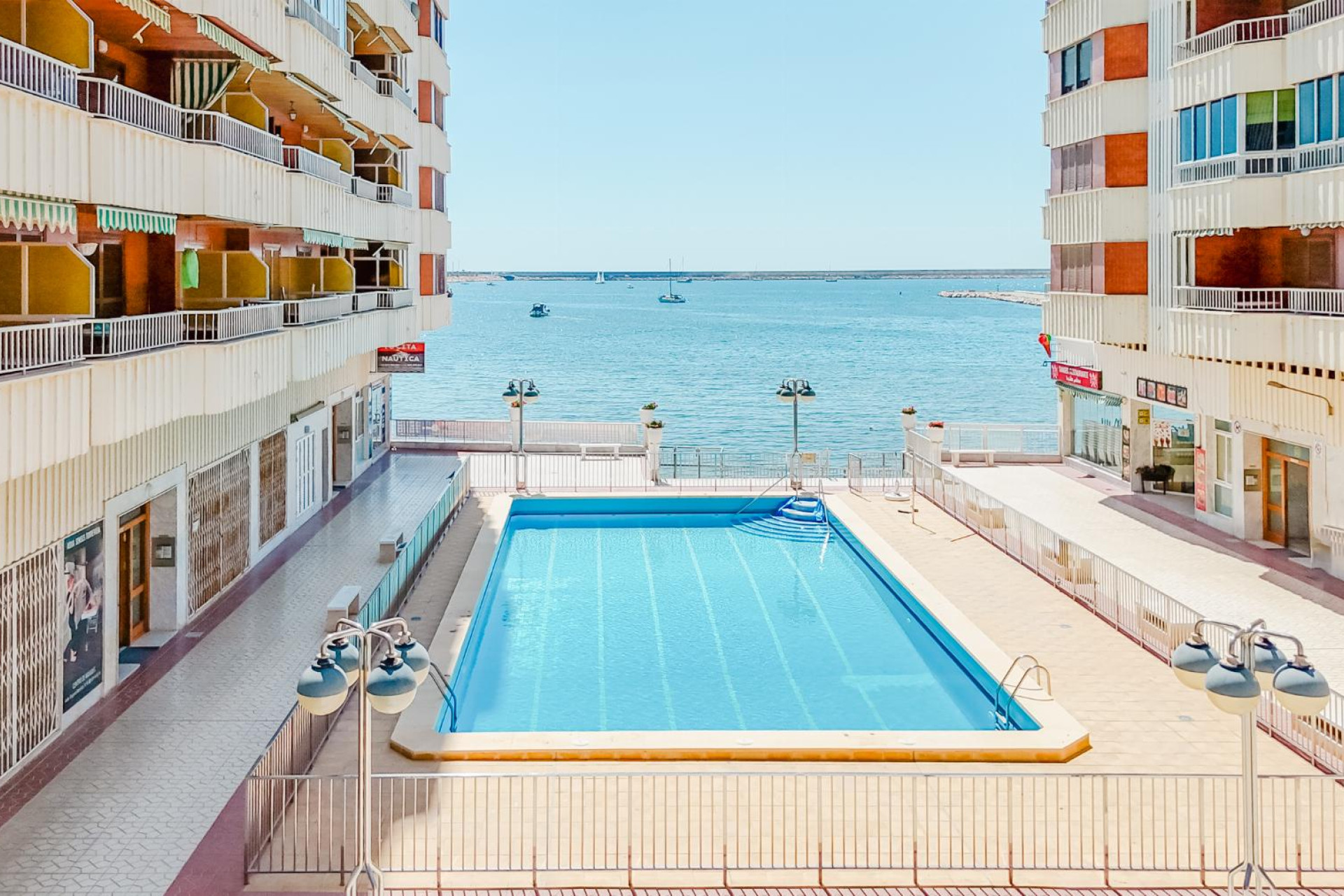 Herverkoop - Appartement  - Torrevieja - Playa del Acequión