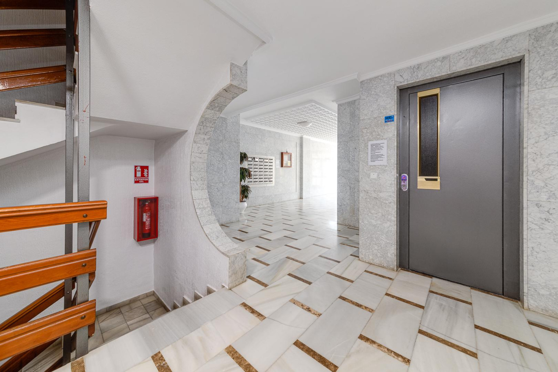 Herverkoop - Appartement  - Torrevieja - Playa del Acequión