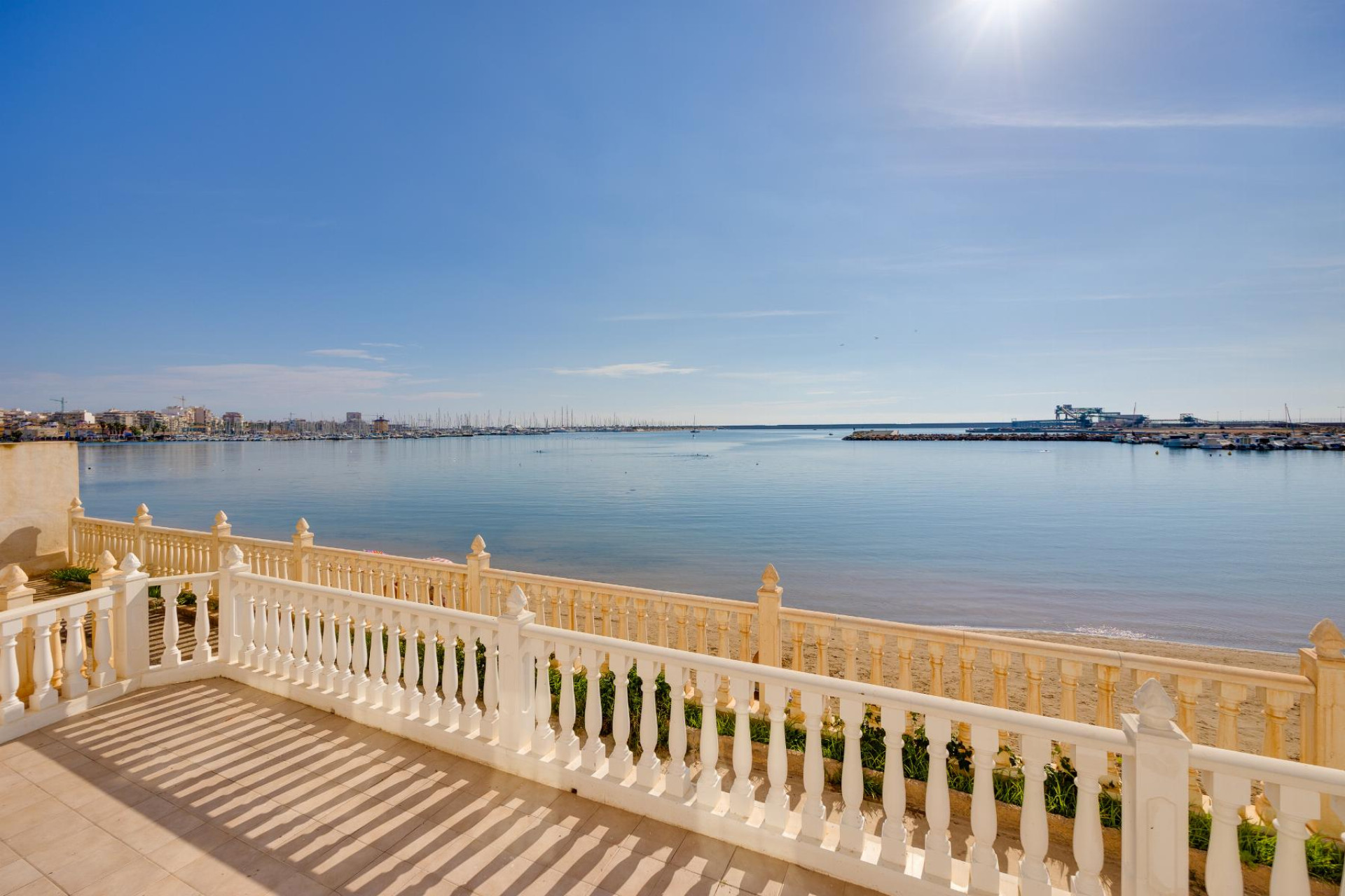 Herverkoop - Appartement  - Torrevieja - Playa del Acequión