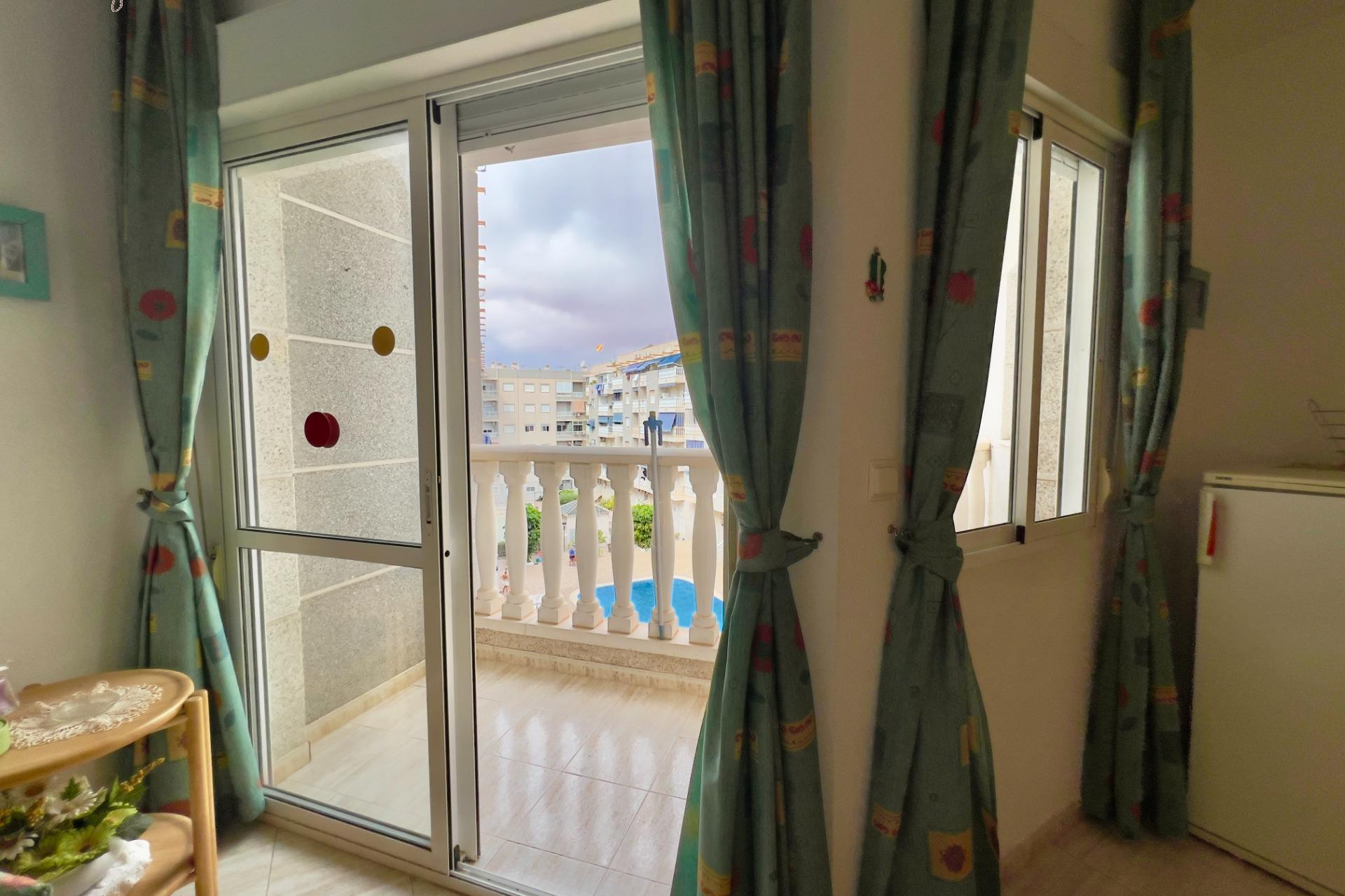 Herverkoop - Appartement  - Torrevieja - Playa del cura