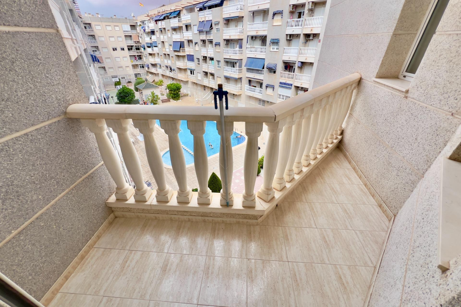 Herverkoop - Appartement  - Torrevieja - Playa del cura