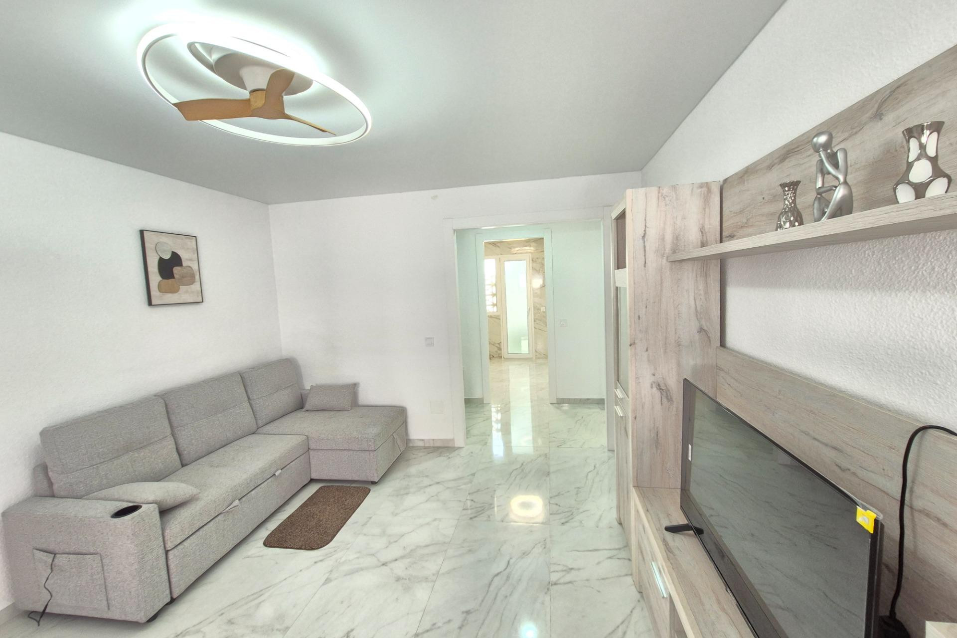 Herverkoop - Appartement  - Torrevieja - Playa del Cura
