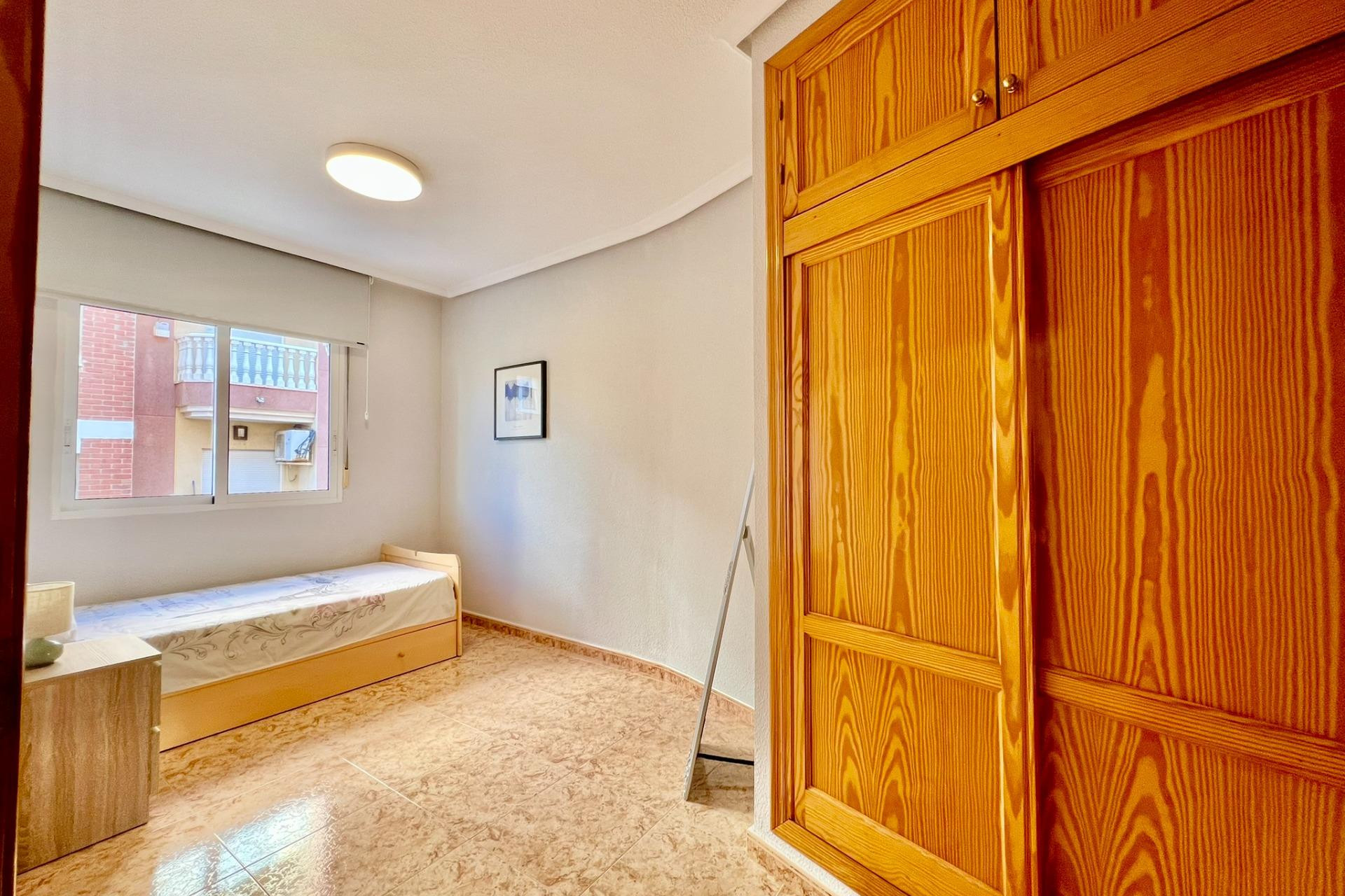 Herverkoop - Appartement  - Torrevieja - Playa del Cura